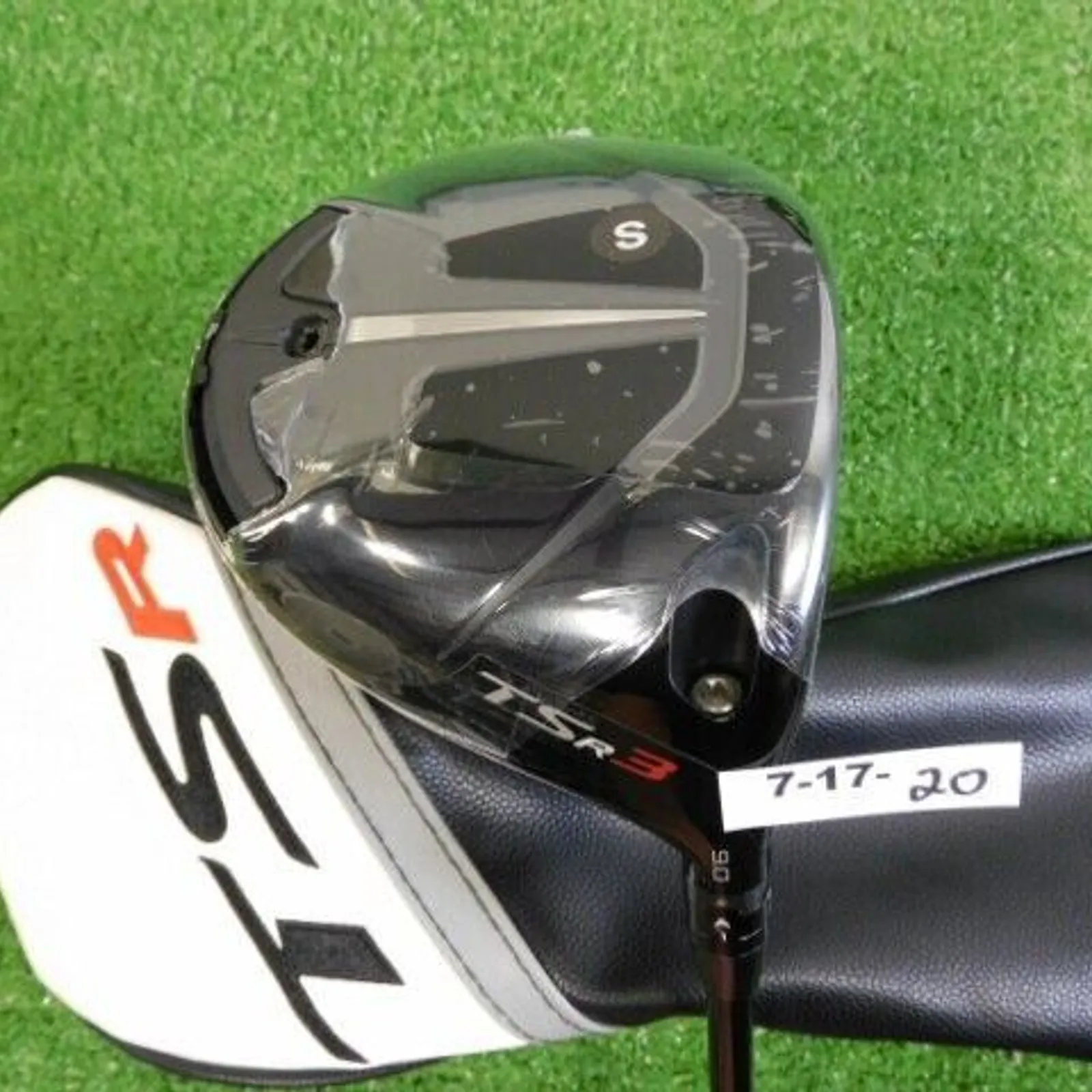 TSR3 9.0° Titleist TSR3 9.0* Driver HZRDUS Black 4G 60g 6.0 Stiff