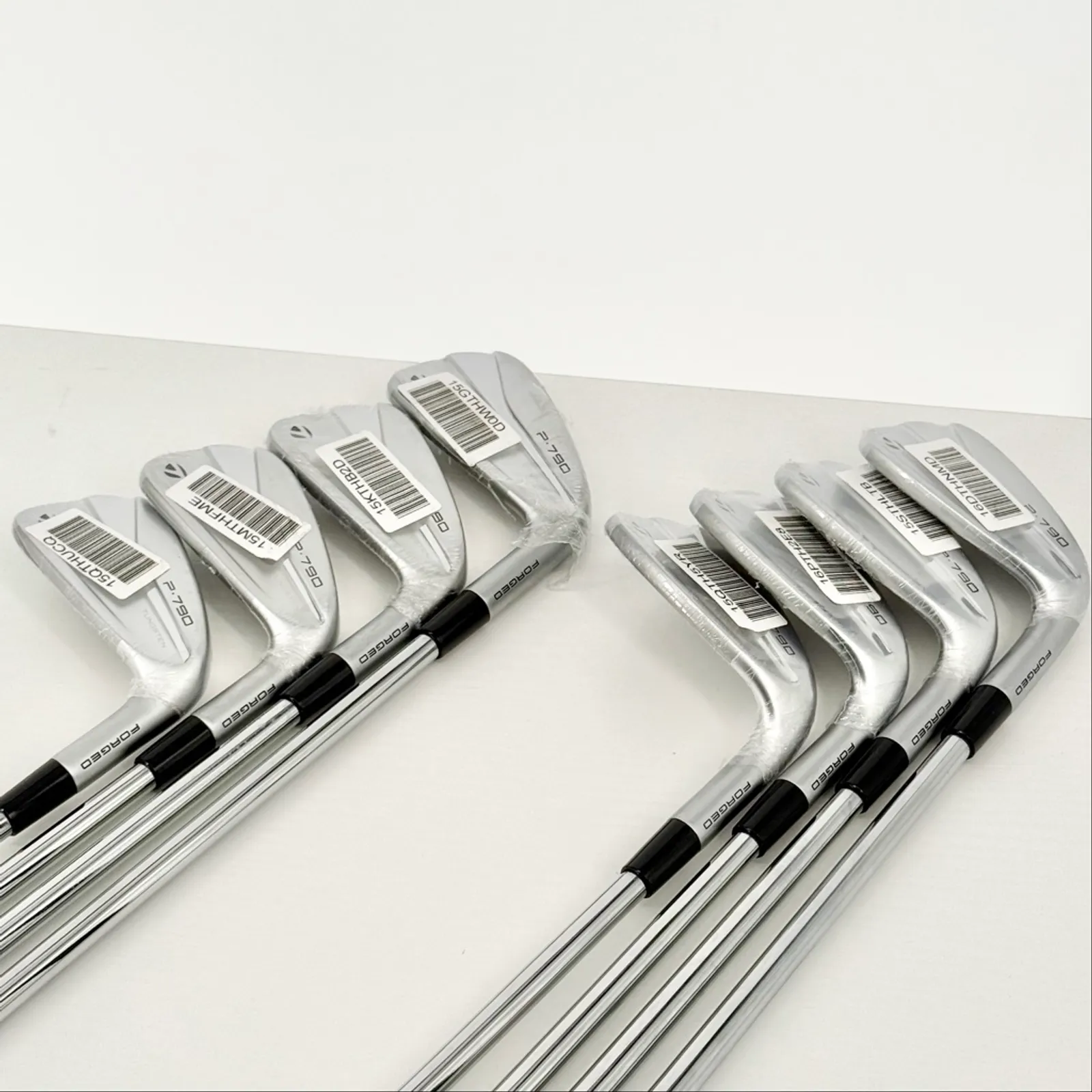 TaylorMade P790 Irons 4-A - Project X LZ 6.0 120g Stiff - GP Grip