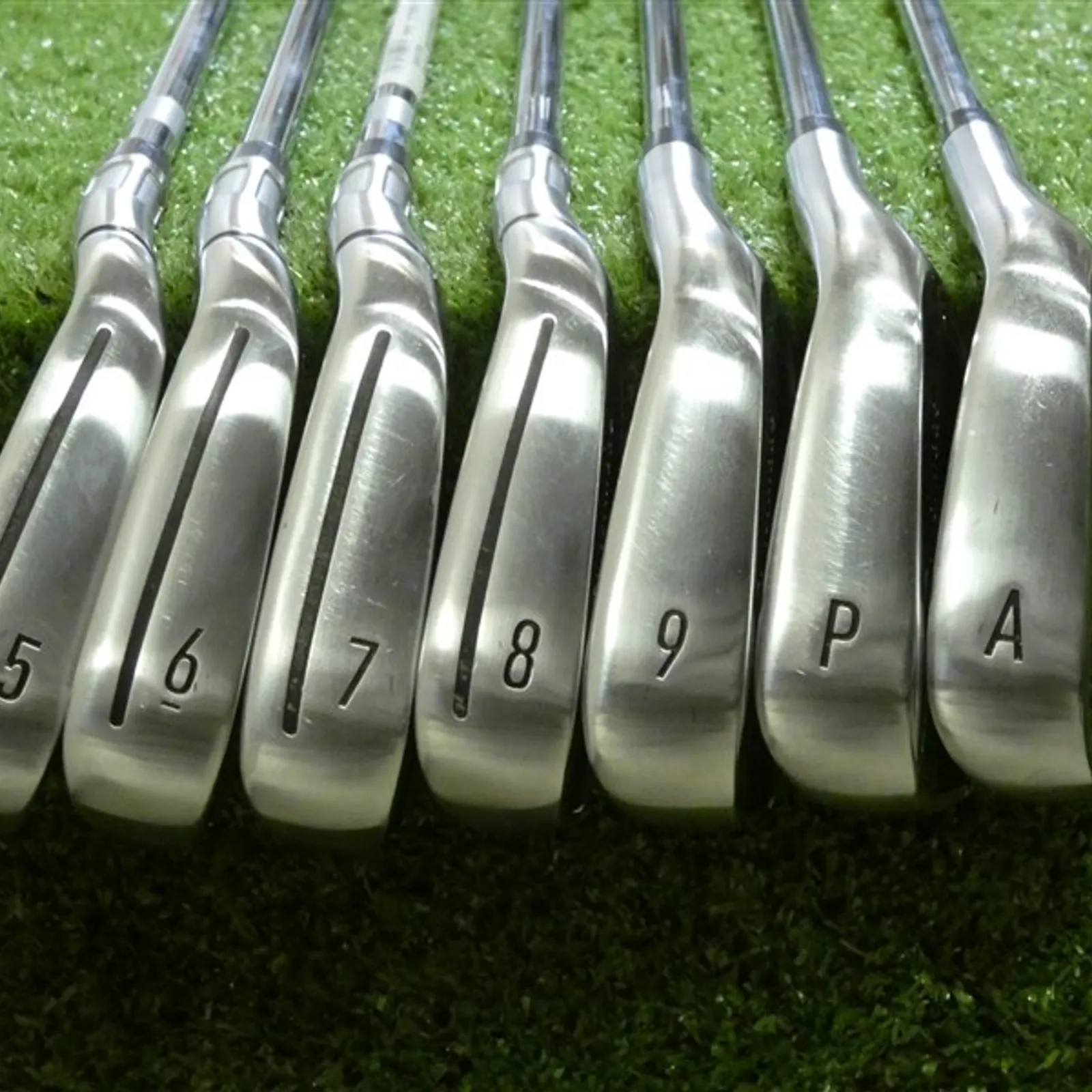 TaylorMade STEALTH Iron Set 5-PW, AW, SW – Right-Handed, Stiff