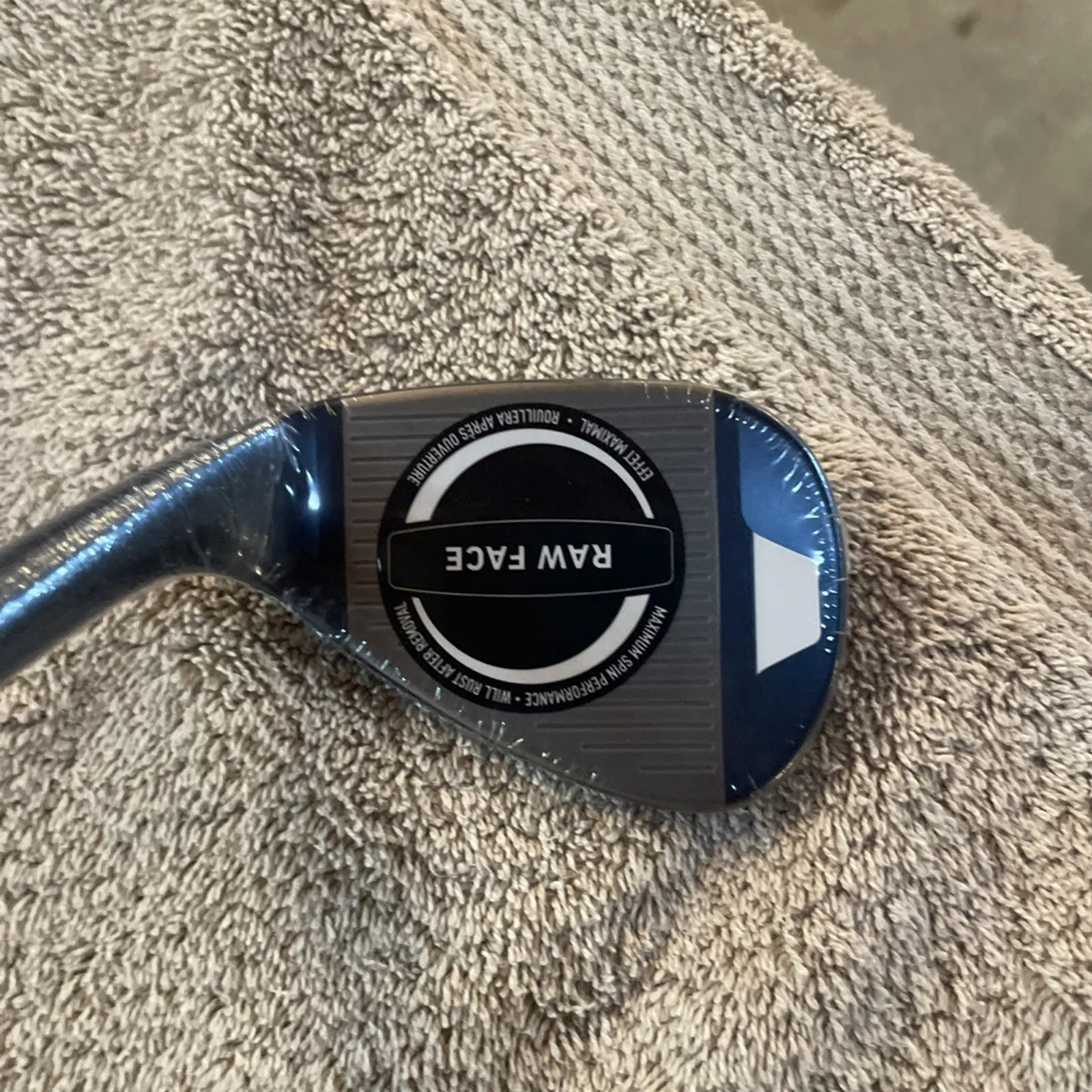 TaylormadeレッドブルコラボMG4 TaylormadeレッドブルコラボMG4