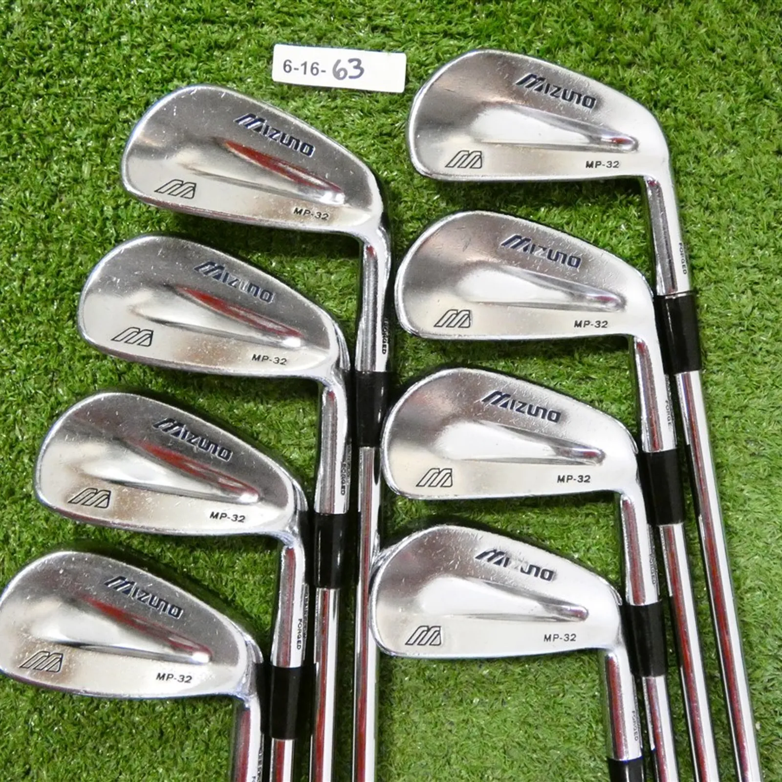 Mizuno MP-32 Forged Irons 3-P GS 95 Gold R300 Regular Steel +.75