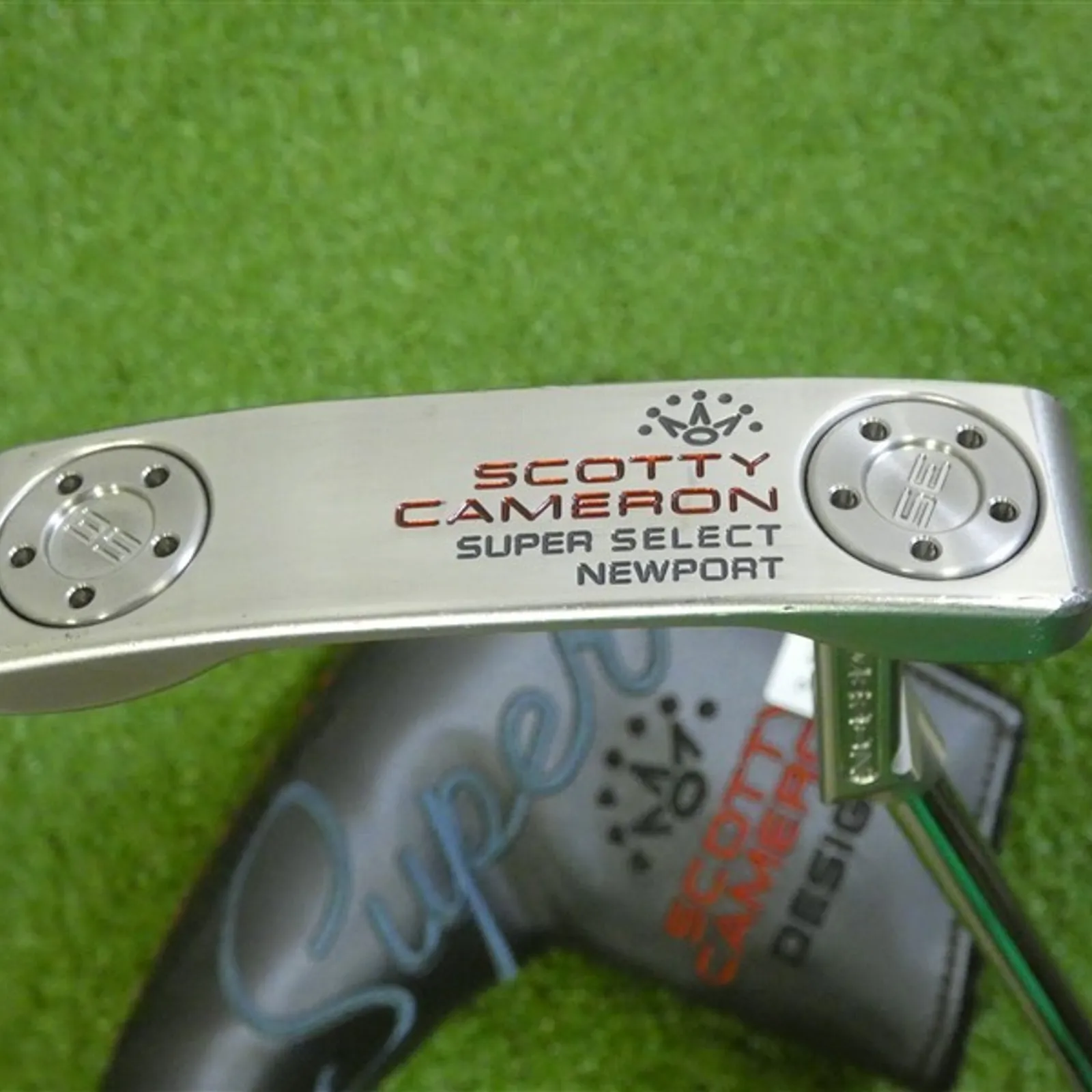 Putter Scotty Cameron Super Select Newport Plus 2023 - Édition Hawaïenne Honu - Noir