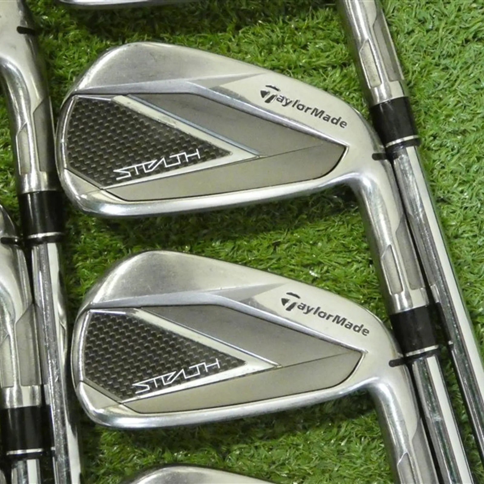 TaylorMade Stealth Irons 4-P & A KBS Max MT 85 Stiff Steel