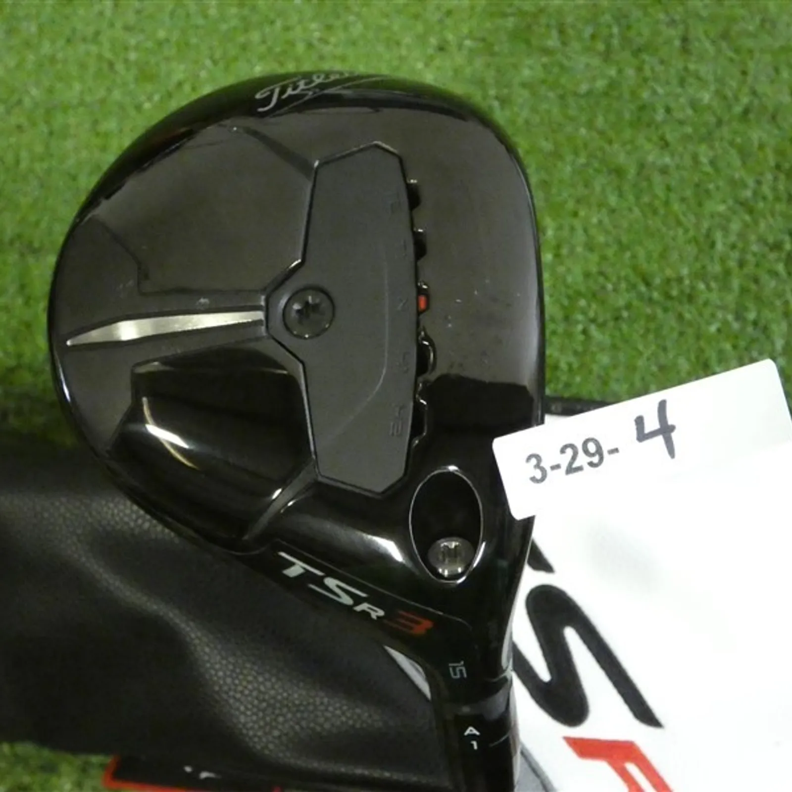 Titleist TSR3 15° 3 Bois Gauche – Shaft Mitsubishi Tensei 1K Noir 75 Extra Stiff – Très Bon état