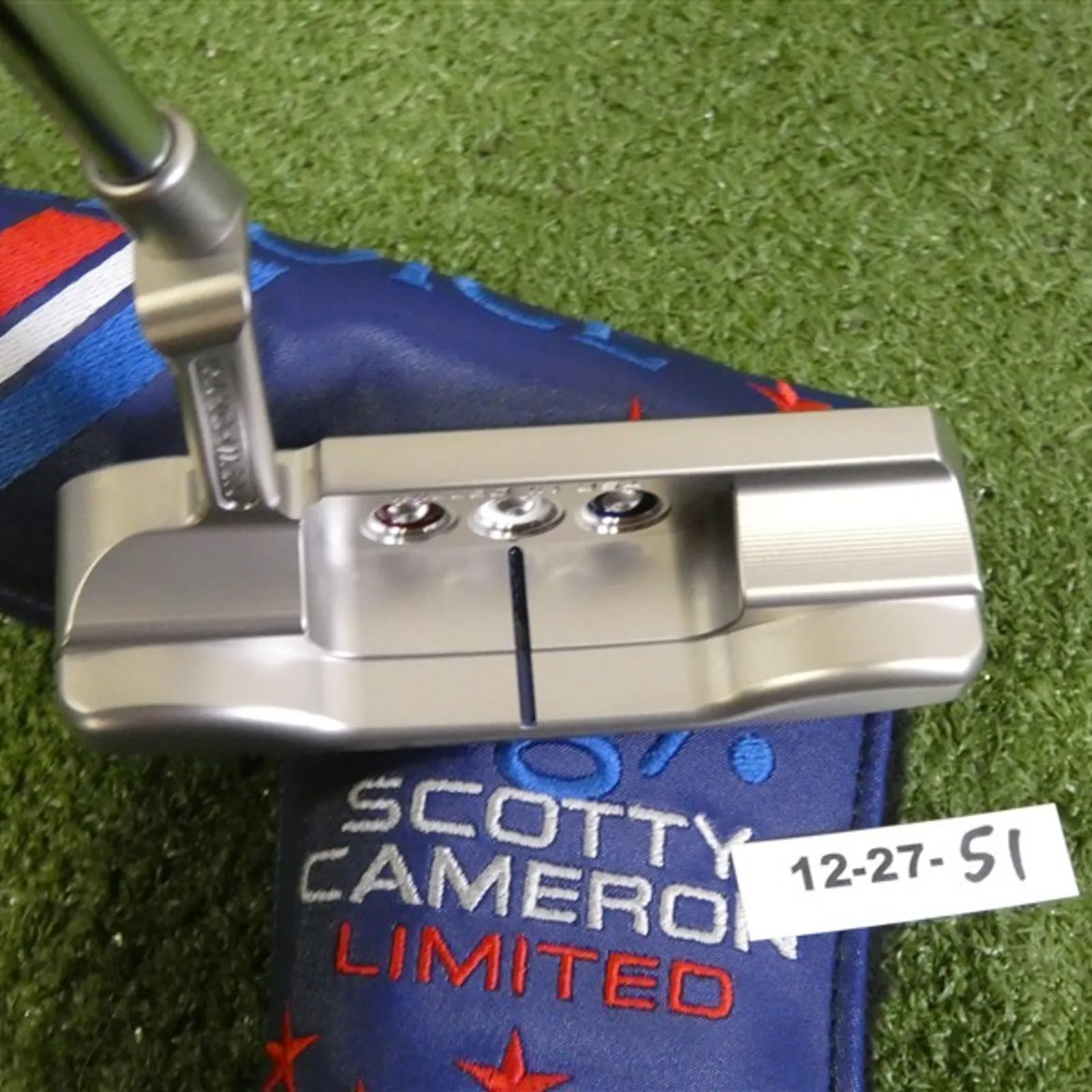 Titleist Scotty Cameron Button Back Champions Choice Newport Plus