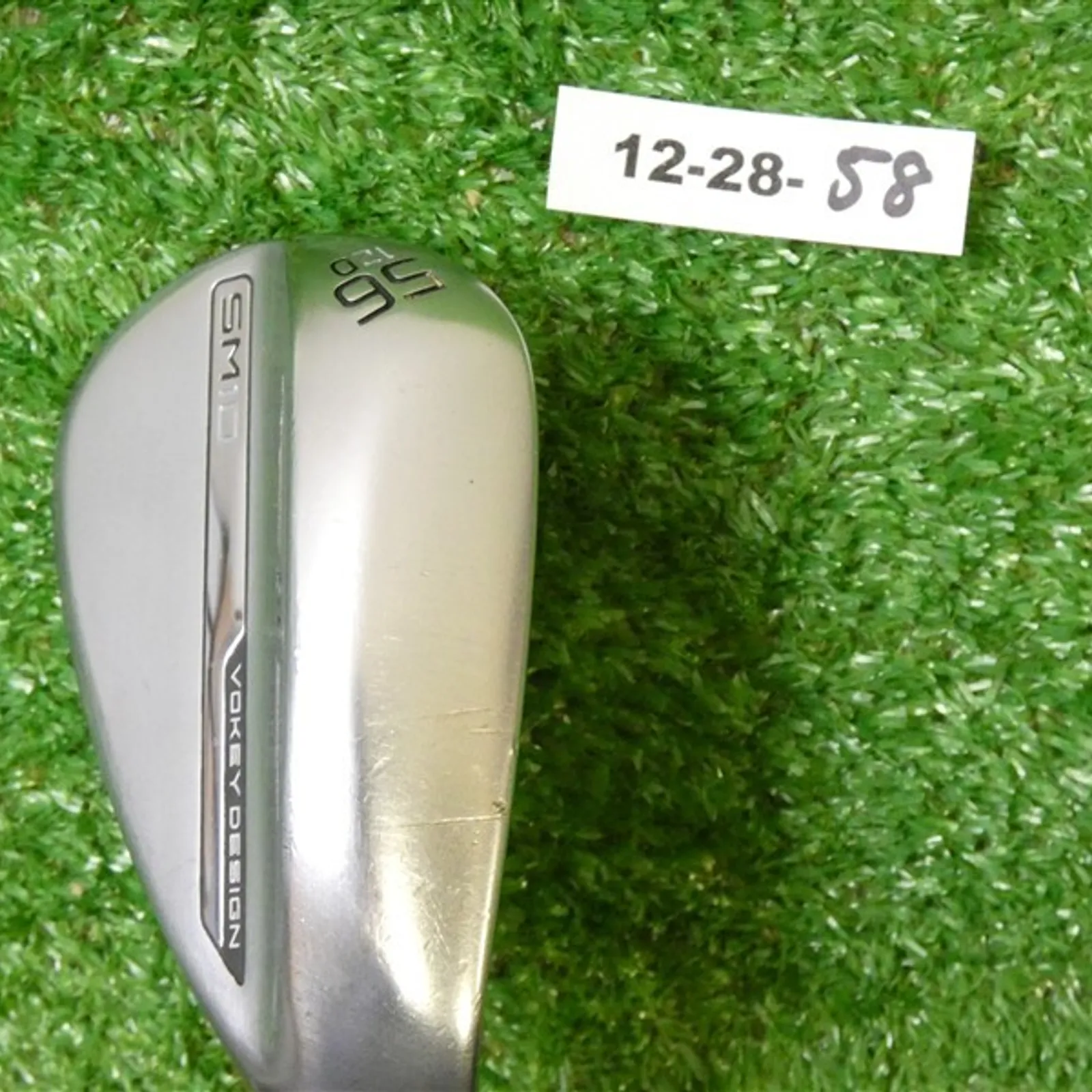 Titleist Vokey SM10 Tour Chrome 56* 12* Sand Wedge D Grind Dynamic