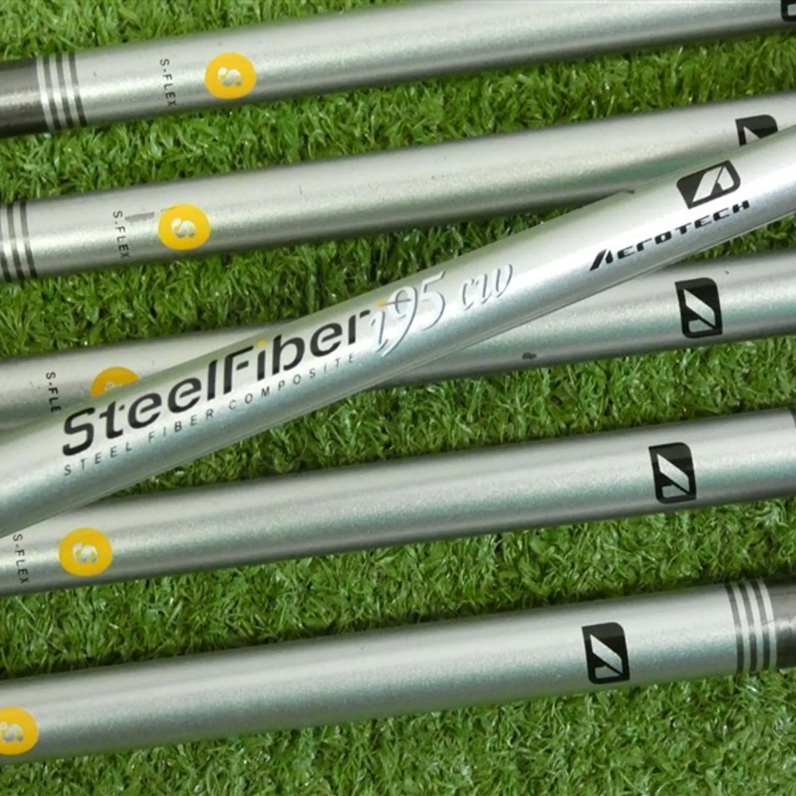 Mizuno JPX 923 Forged Irons 5-P SteelFiber i95 Stiff Graphite