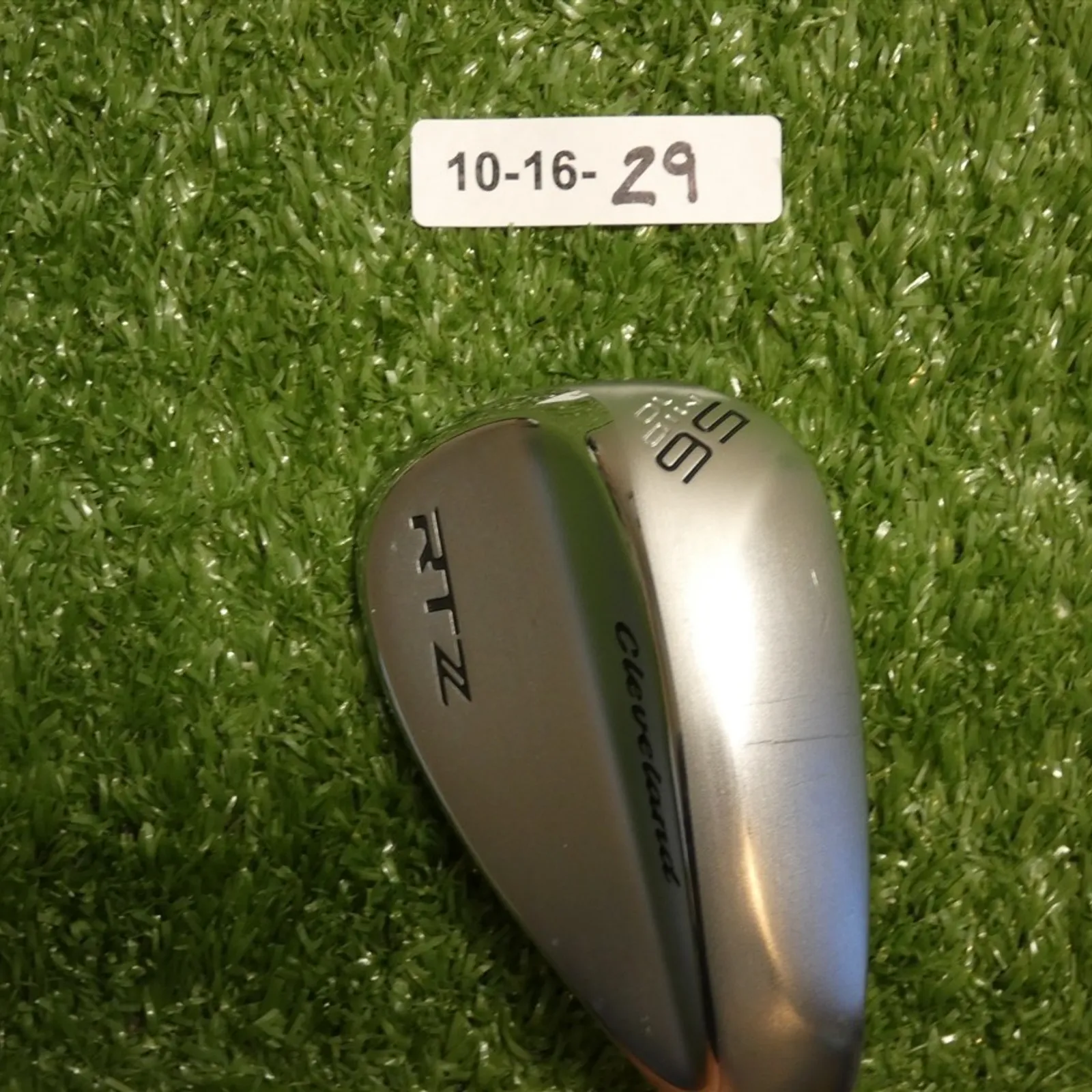 Cleveland RTZ ZipCore Tour Satin 56* 10* Sand Wedge Mid DG Spinner