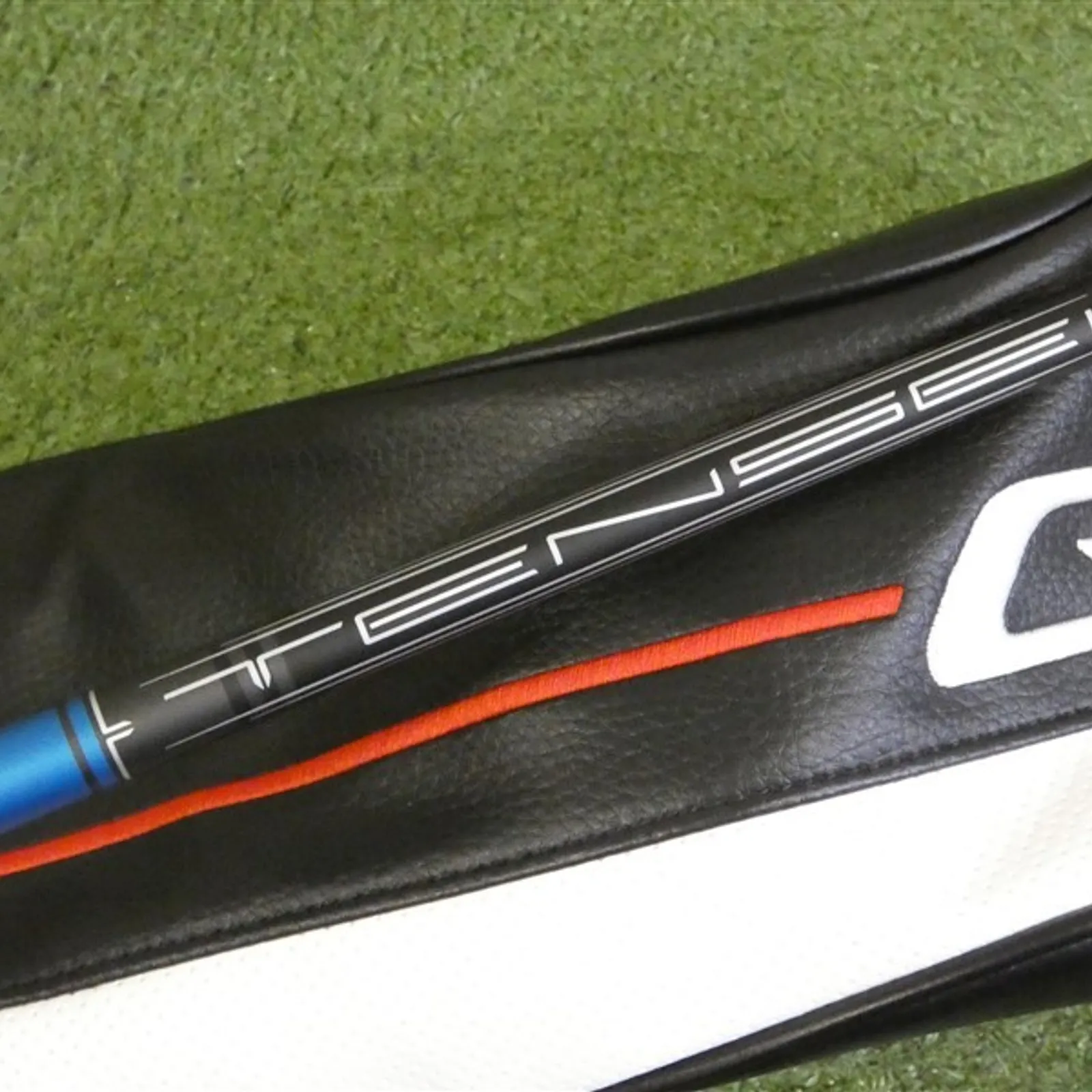 Titleist GT2 9.0* Driver Tensei 1K Blue 55 Stiff Graphite with