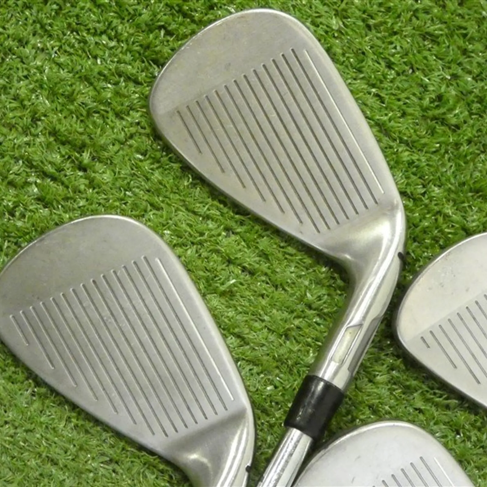 TaylorMade SIM2 Max Iron Set 5-P,A KBS Max MT 85 Steel Regular Flex 95720G - Mr Topes Golf