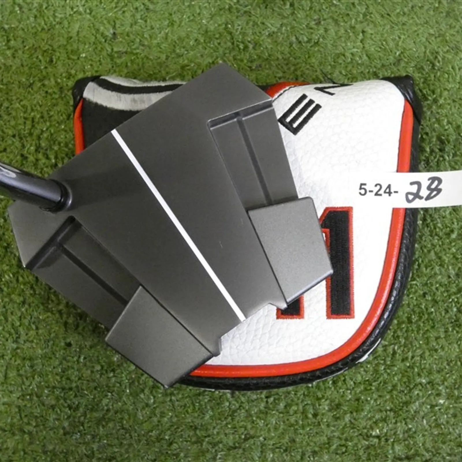 Odyssey Eleven Tour Lined DB Double Bend Stroke Lab 39