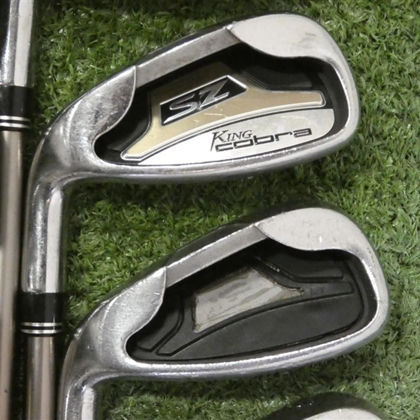 Cobra SZ Left Hand Irons 5-P, G & S Aldila DVS-HL 65 A Senior