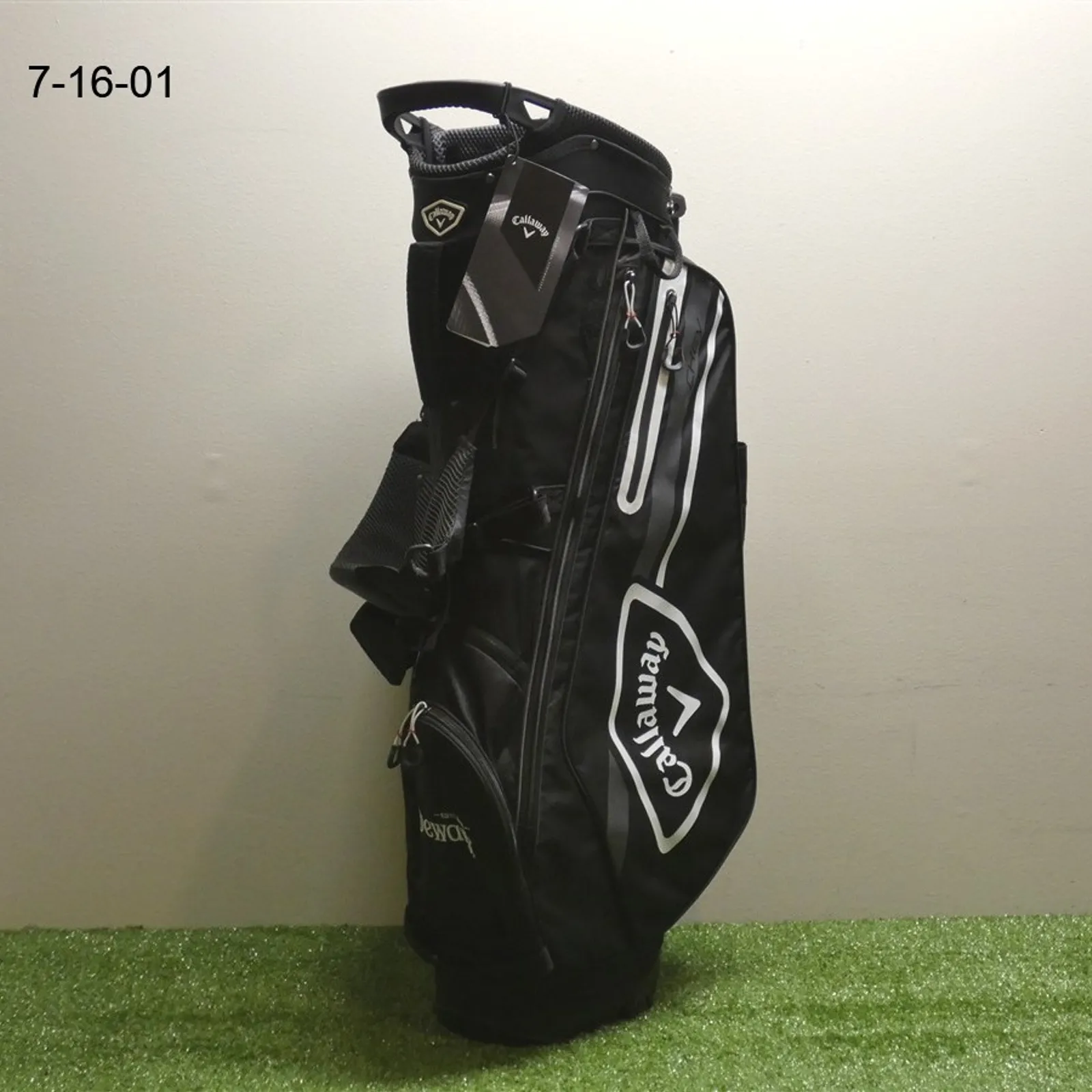 Callaway ゴルフバッグ‼️ Callaway 21 Chev 4-Way Carry Stand Golf Bag Dewars Logo Black