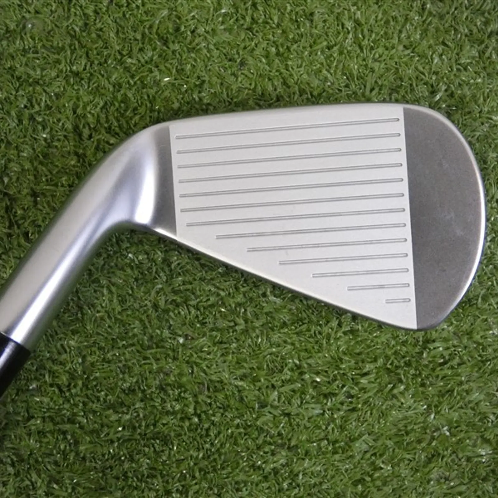 Srixon ZXi5 Forged 6 Iron NS Pro Modus 3 Tour 105 Stiff Steel Mint