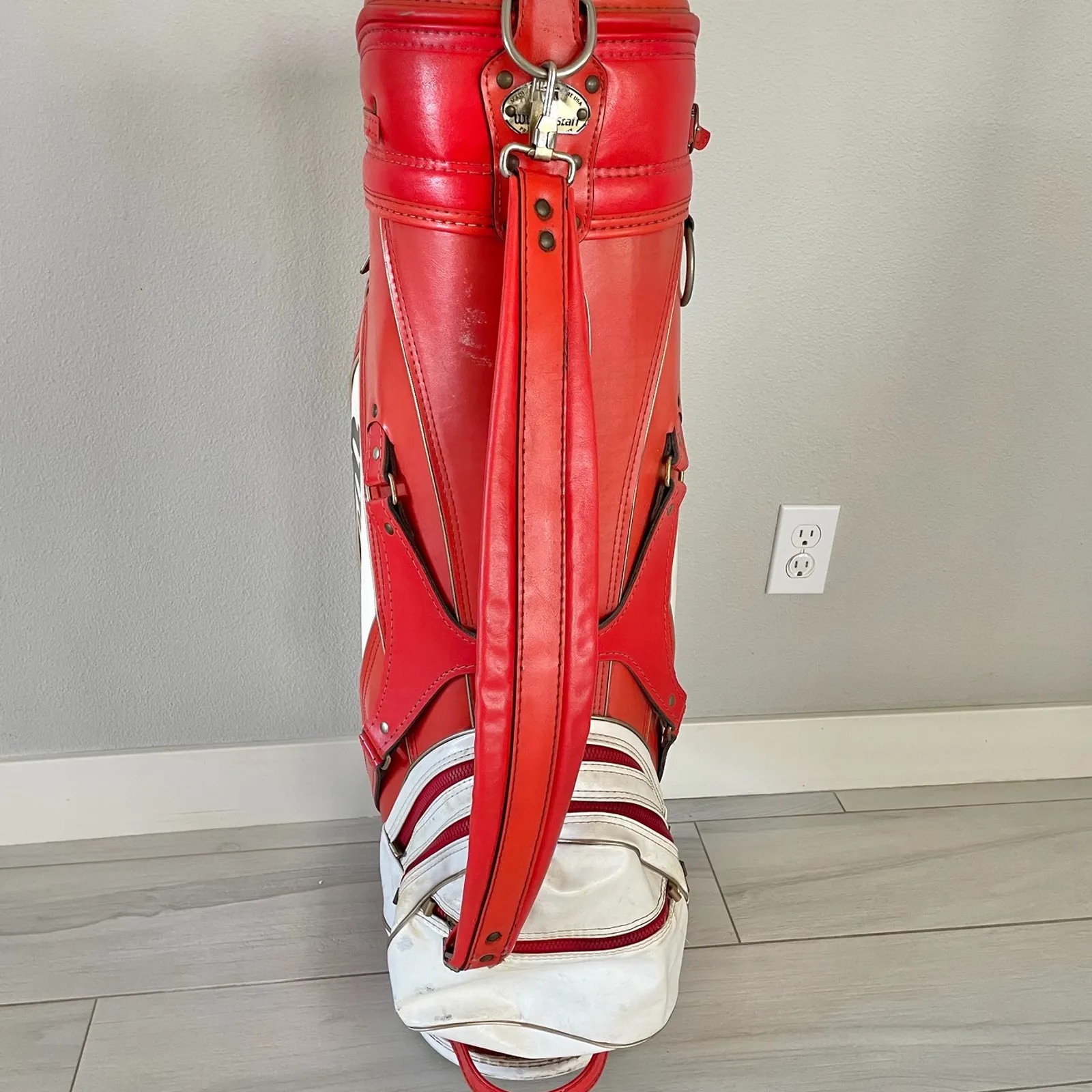 Vintage Arnold Palmer Golf Bag With cheapest 16 Golf Clubs! All RH Right Handed Good Cond