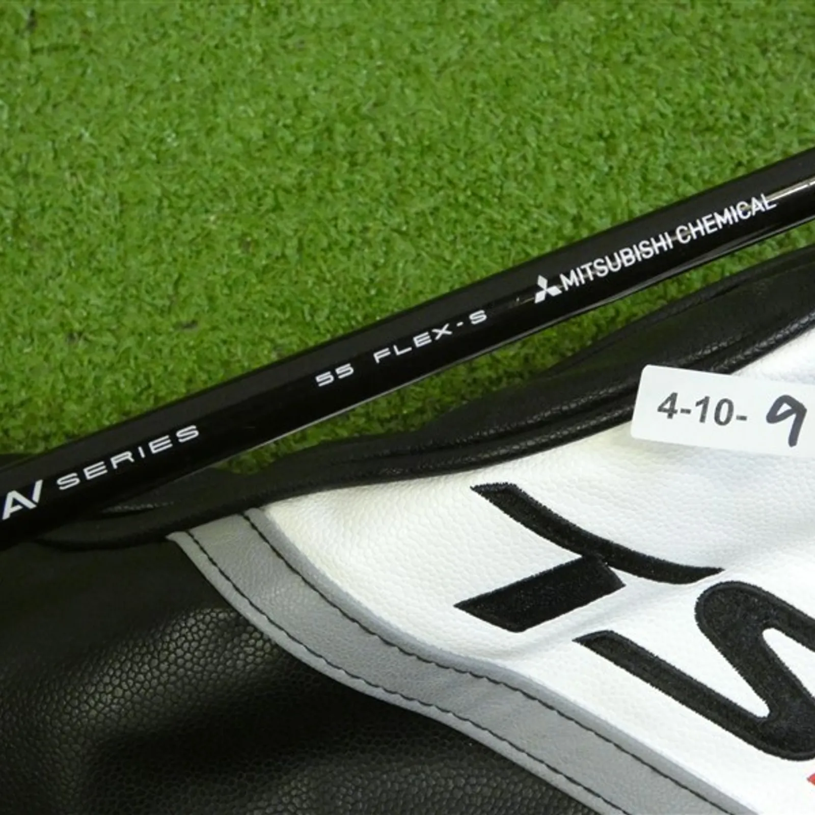 Titleist TSR3 9.0* Driver Tensei AV Blue 55 Stiff Graphite with 