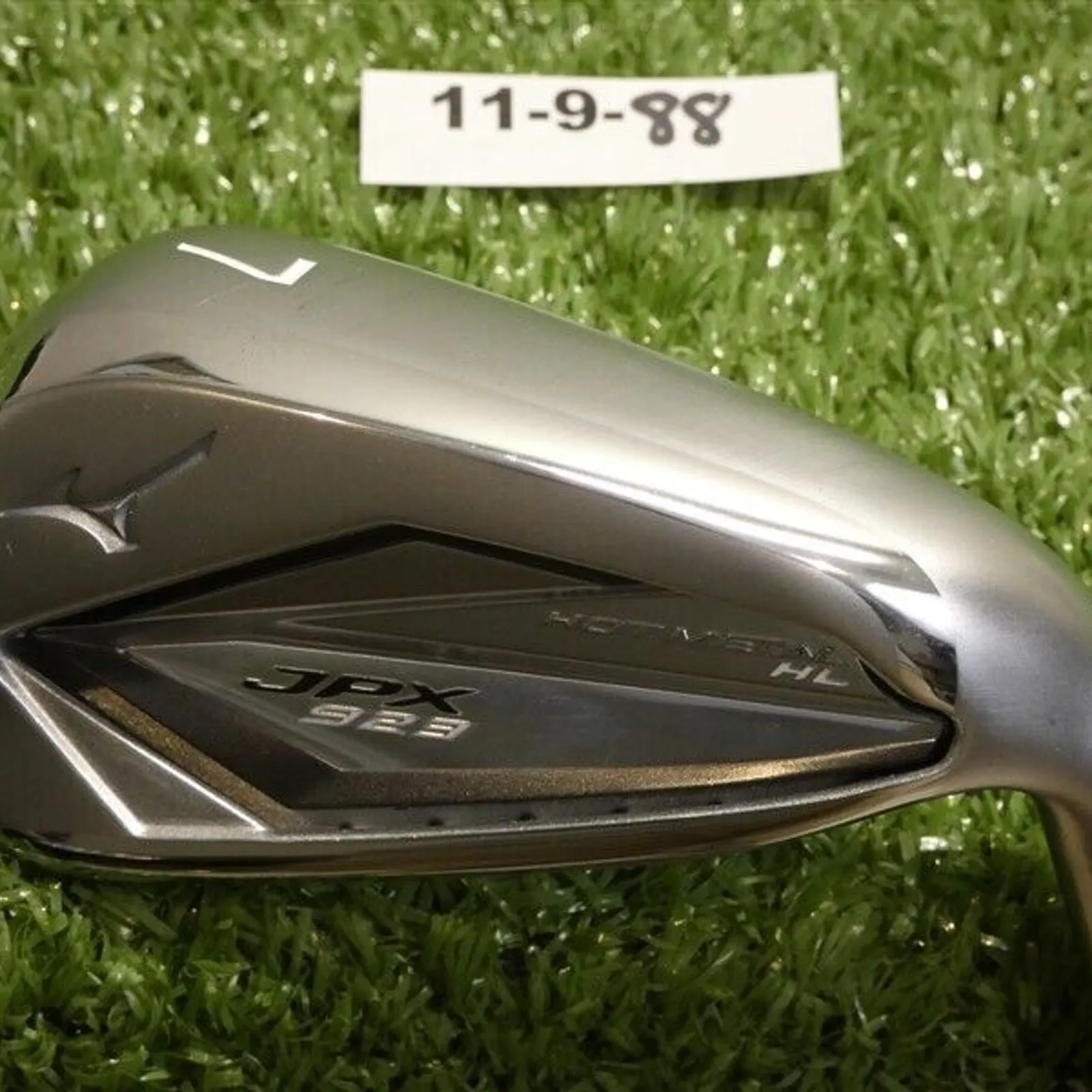Mizuno f2 deals
