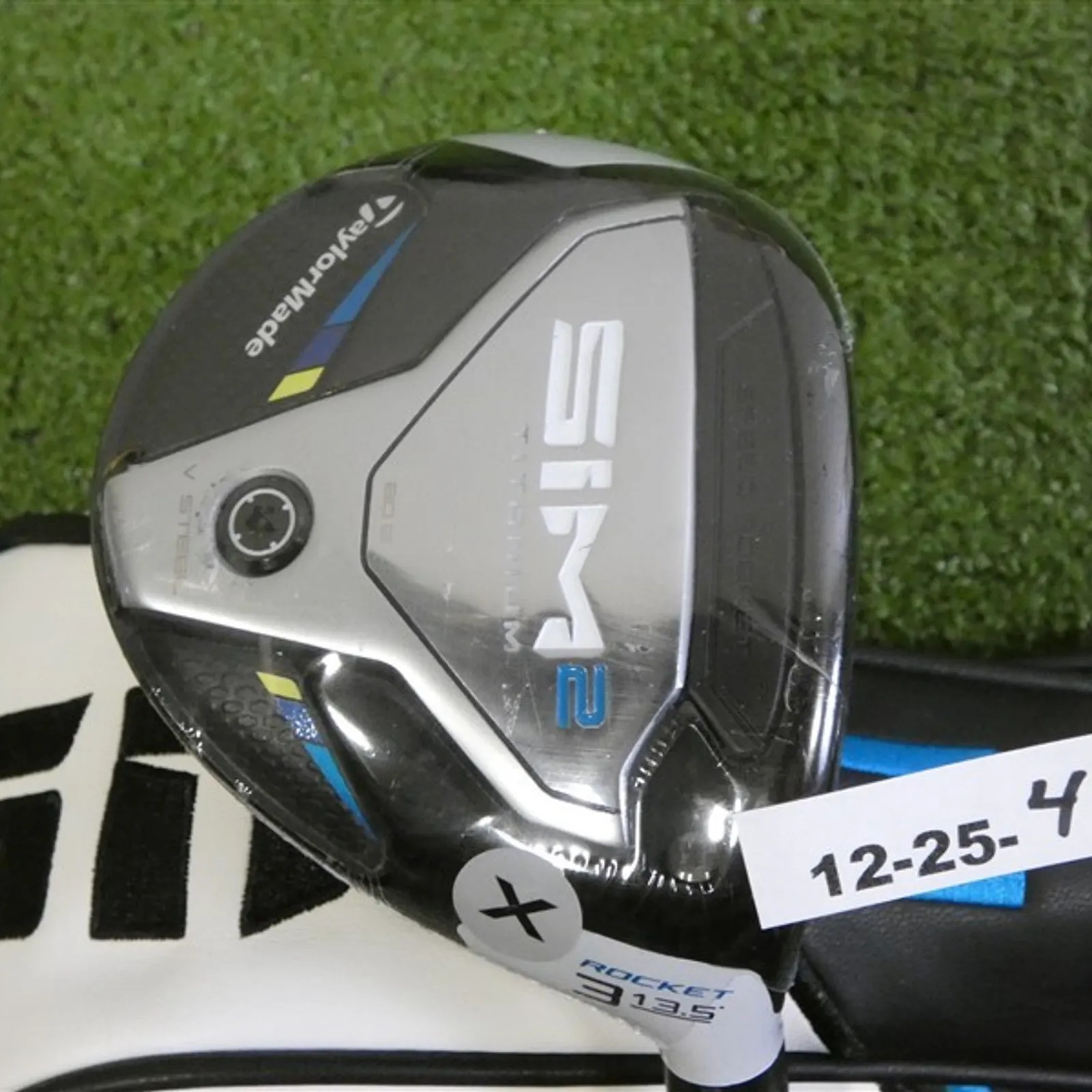 TaylorMade SIM2 Ti Rocket 13.5* 3 Wood Tensei AV 75 X Extra Stiff