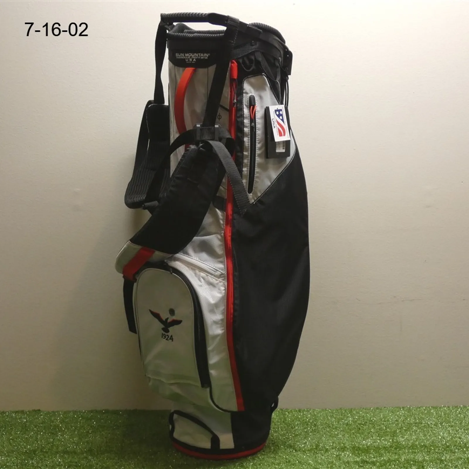 Sun Mountain 2.5+ 4-Way Carry Stand Golf Bag C.C. Logo Black