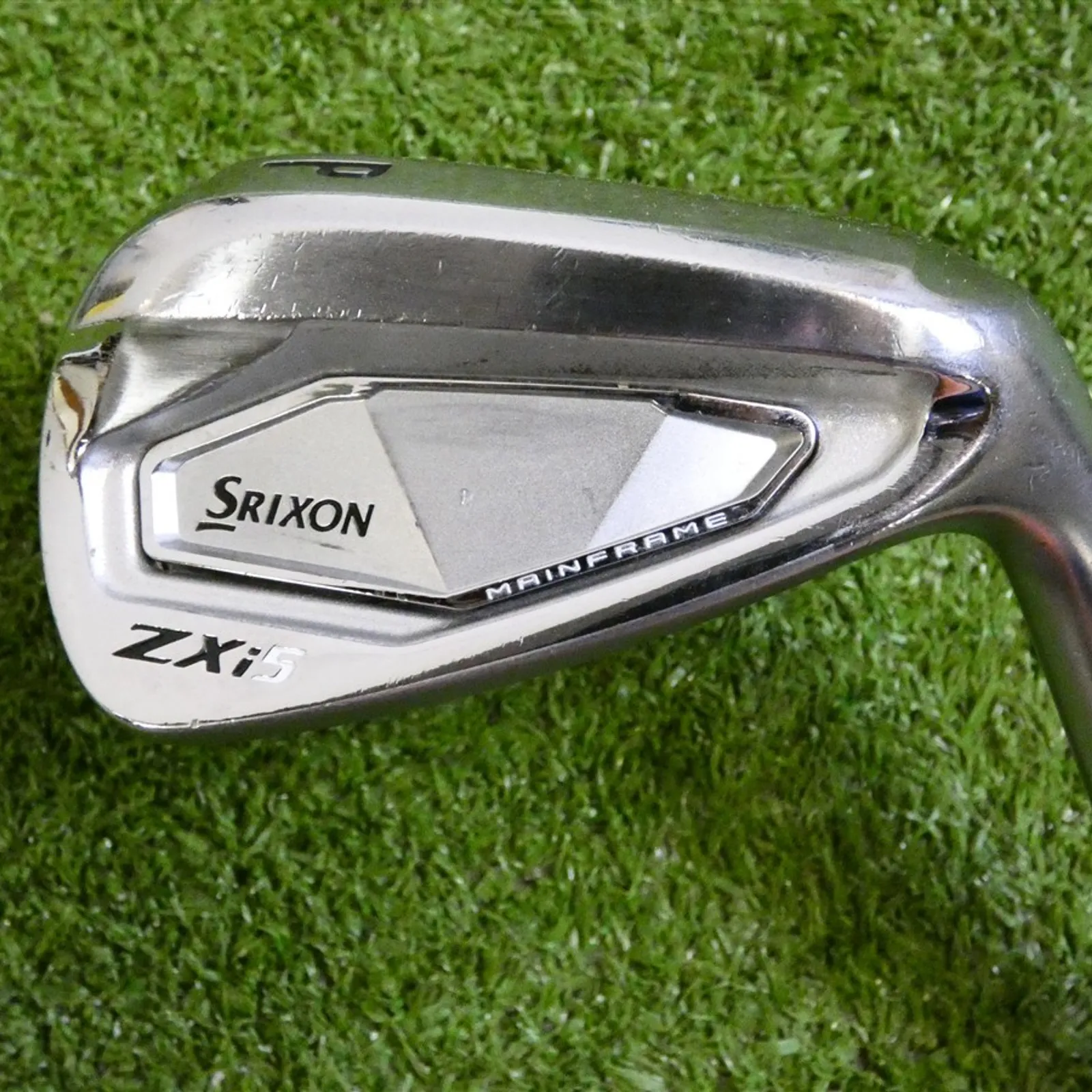 Srixon ZXi5 Forged 44* Pitching Wedge Dynamic Gold Mid 100 R300