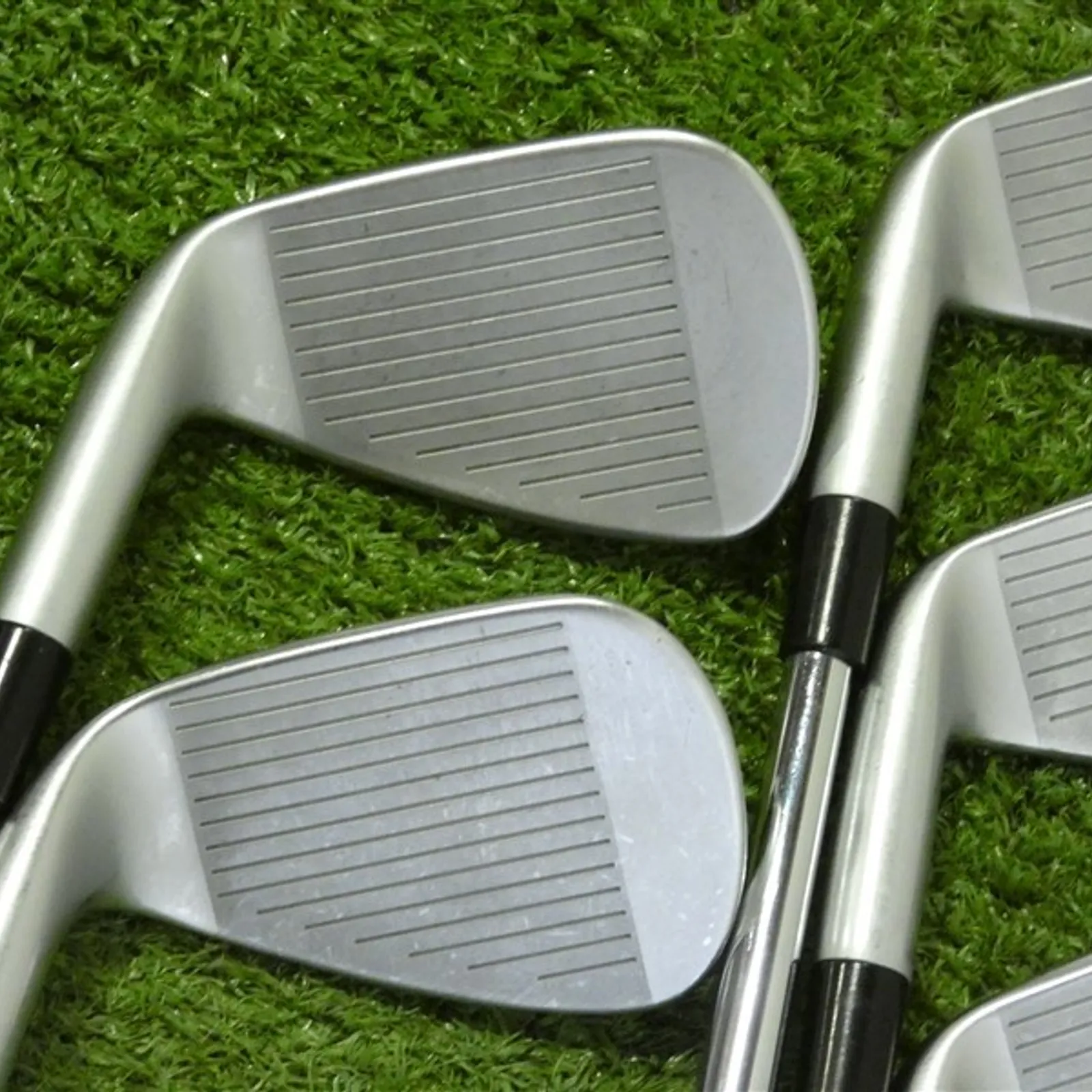 TaylorMade 2023 P790 Forged Irons 6-P Dynamic Gold 105 S300 Stiff