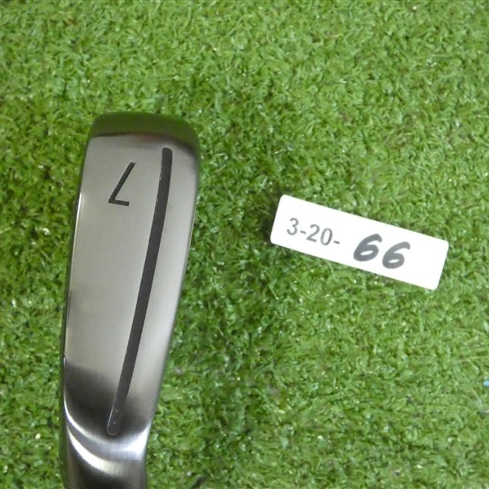 Taylormade Sim 2 Max Iron Set 5-A / KBS Max MT 85 Stiff