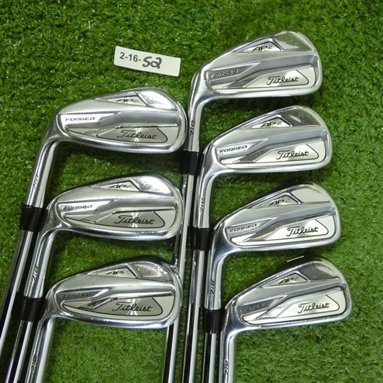 Titleist 718 AP2 Left Hand Irons 4-P AMT Tour White S300 Stiff
