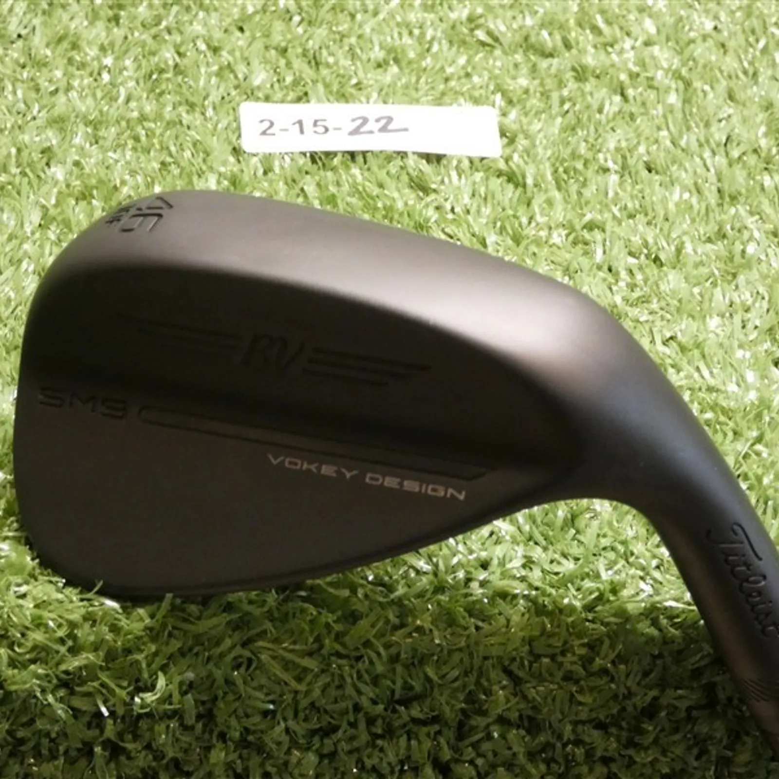 Titleist Vokey SM9 Jet Black 46* 10* Pitching Wedge F Grind DG