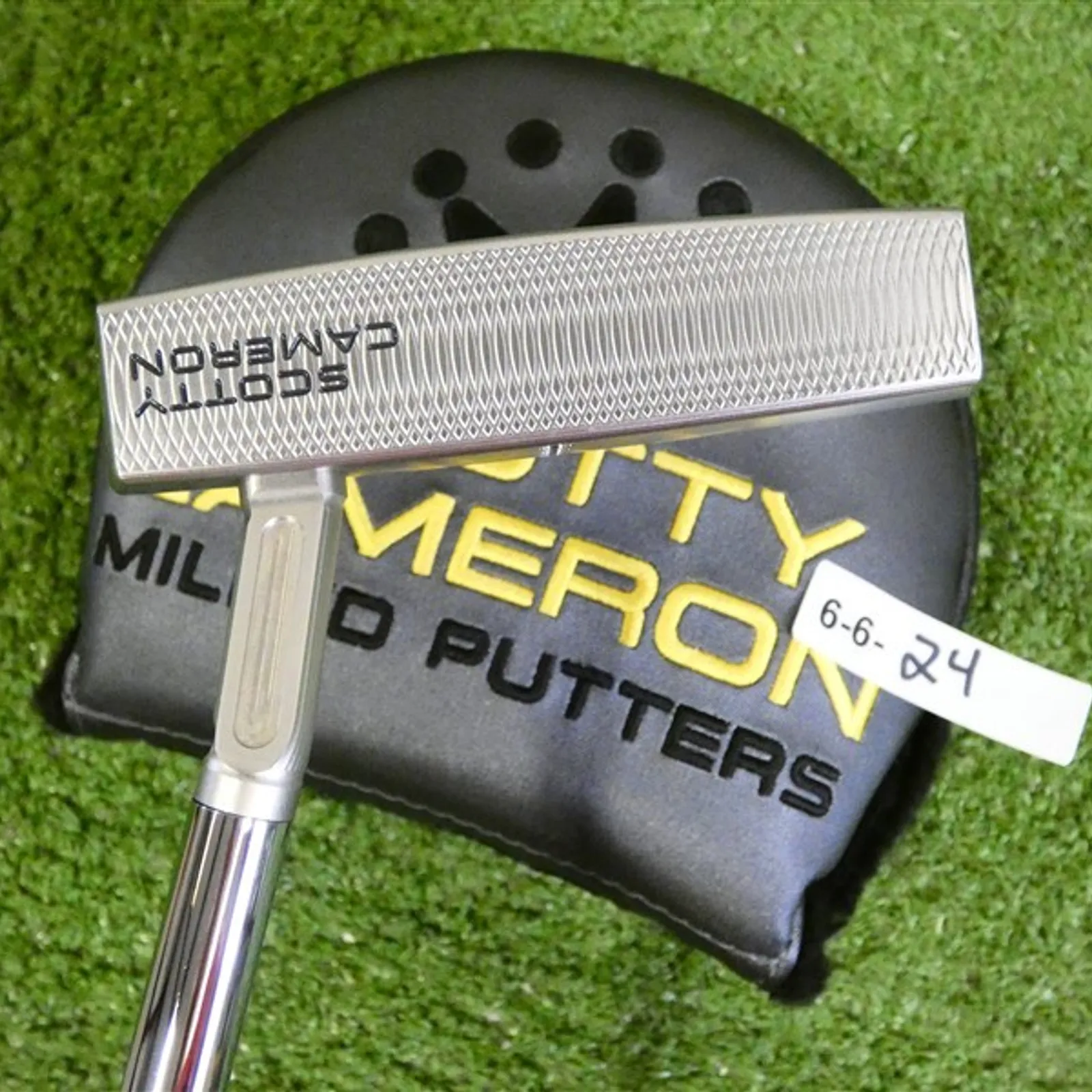 Titleist Scotty Cameron 2024 Phantom 5.5 35