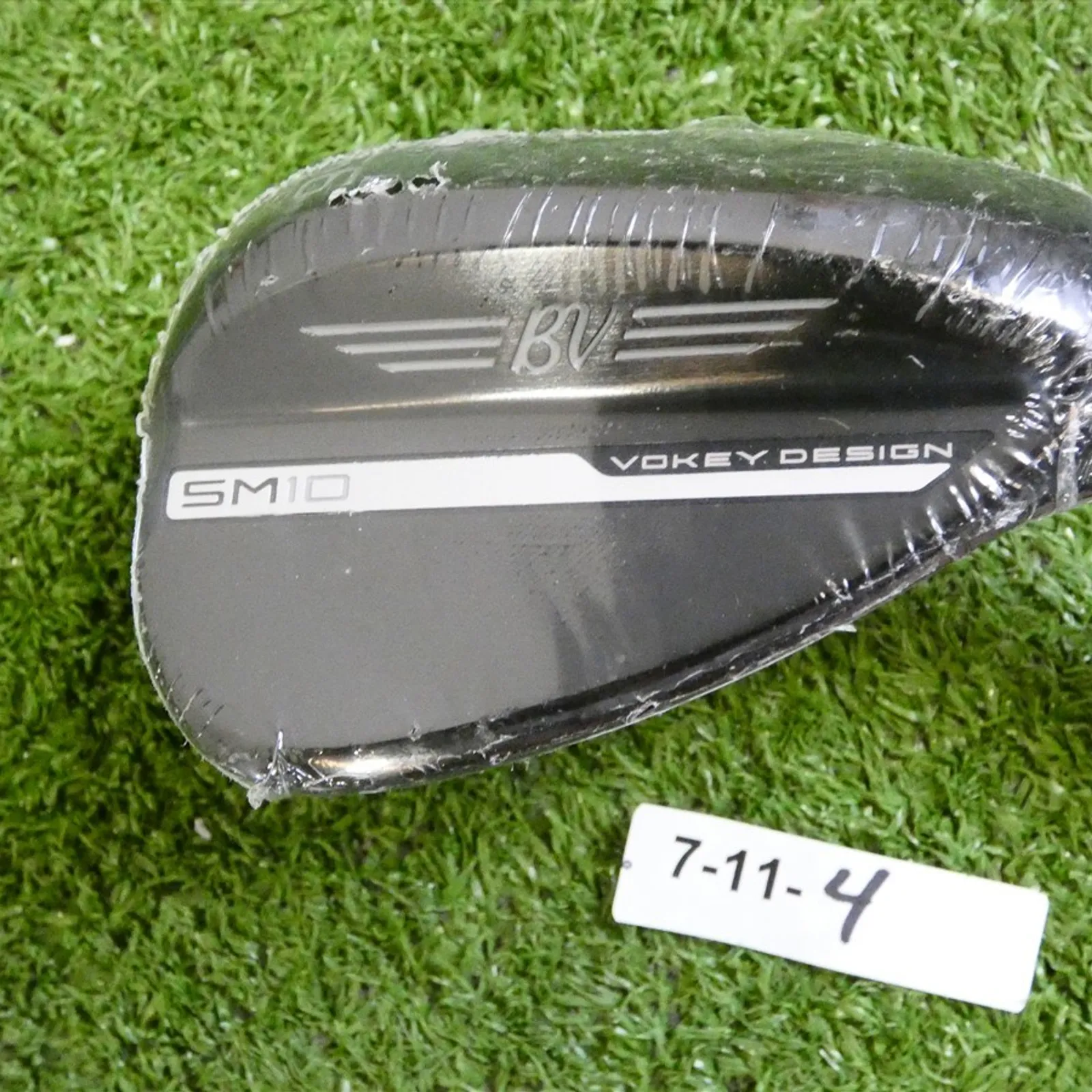 Titleist Vokey SM10 Black Vapor 56* 10* Sand Wedge S Grind DG Onyx