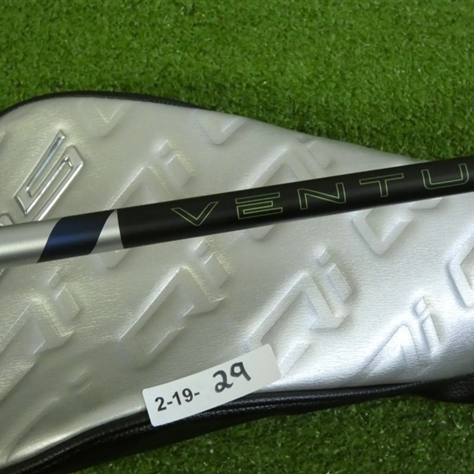 TaylorMade Qi35 10.5* Driver Ventus Blue 5 Regular Graphite with