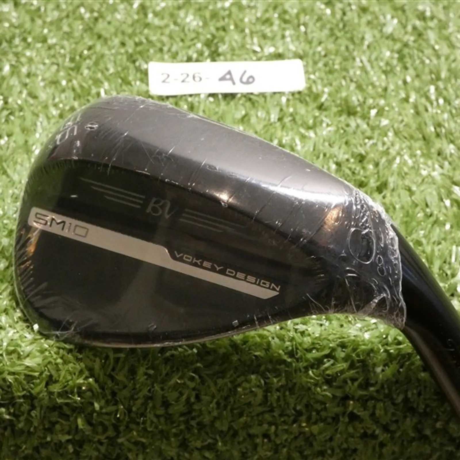 Titleist Vokey SM10 Black Vapor 56* 08* Sand Wedge M Grind DG Onyx