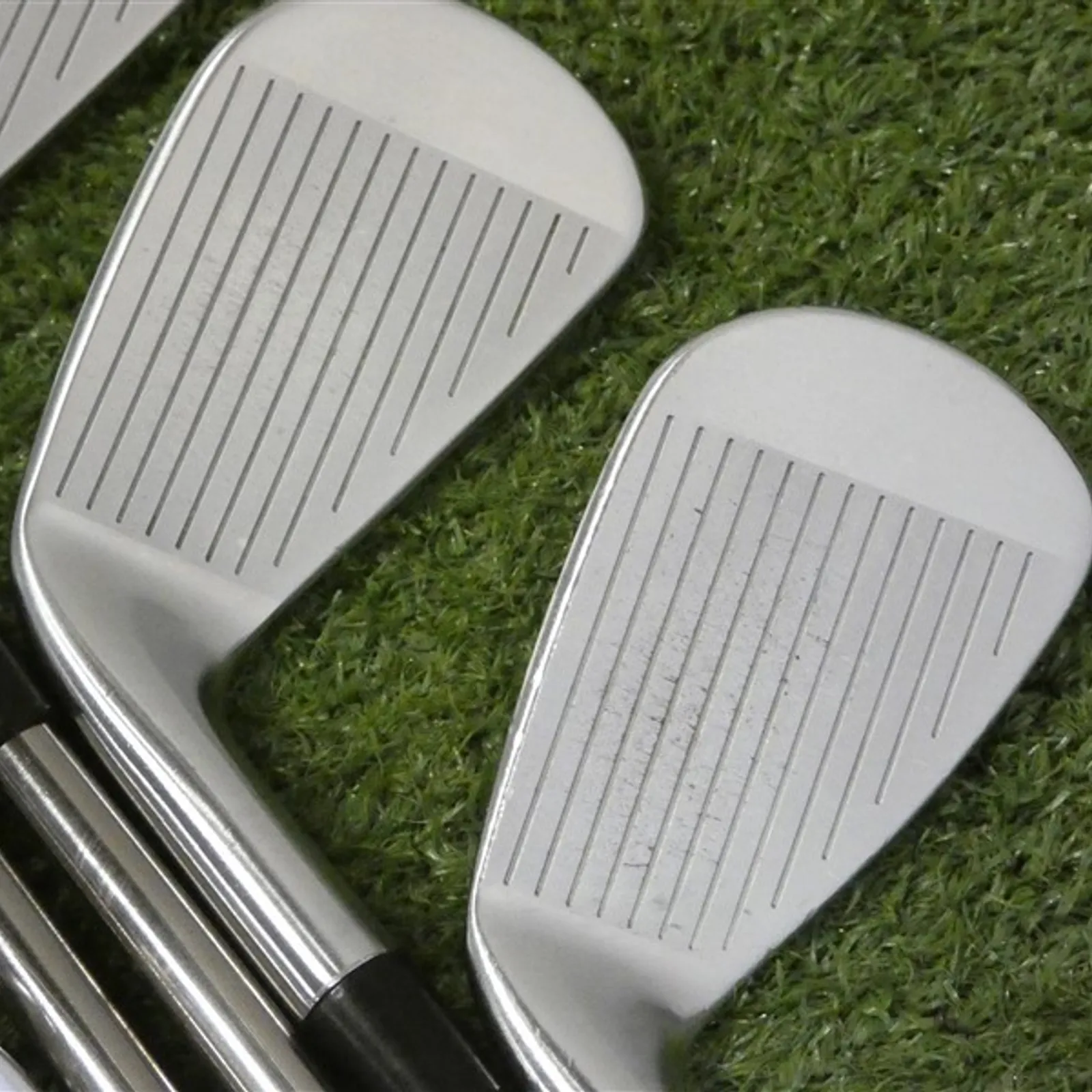 Titleist 2023 T150 Forged Irons 5-P & 48* W Recoil 95 F4 Stiff