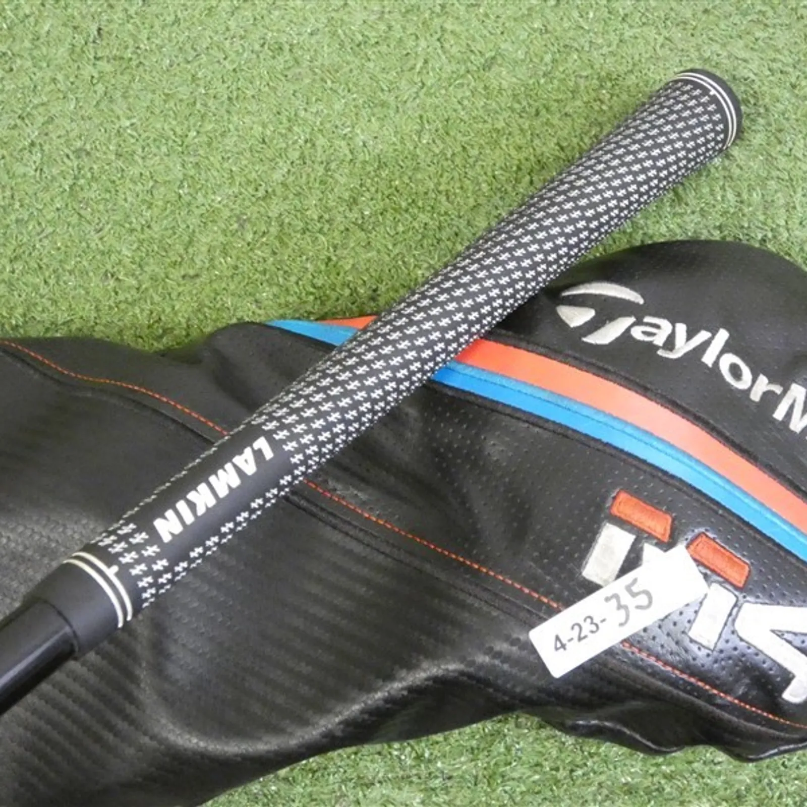 TaylorMade M4 9.5* Driver HZRDUS Smoke RDX 60g 6.0 Stiff Graphite