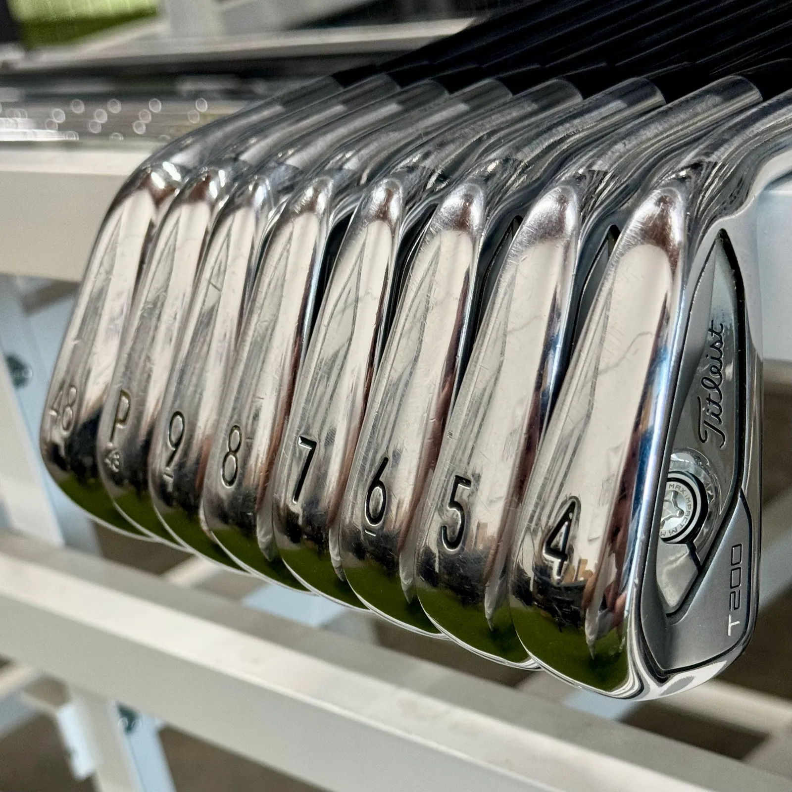 Titleist T200 Irons 4-AW - Tensei AV AM(2) Regular Flex Shafts