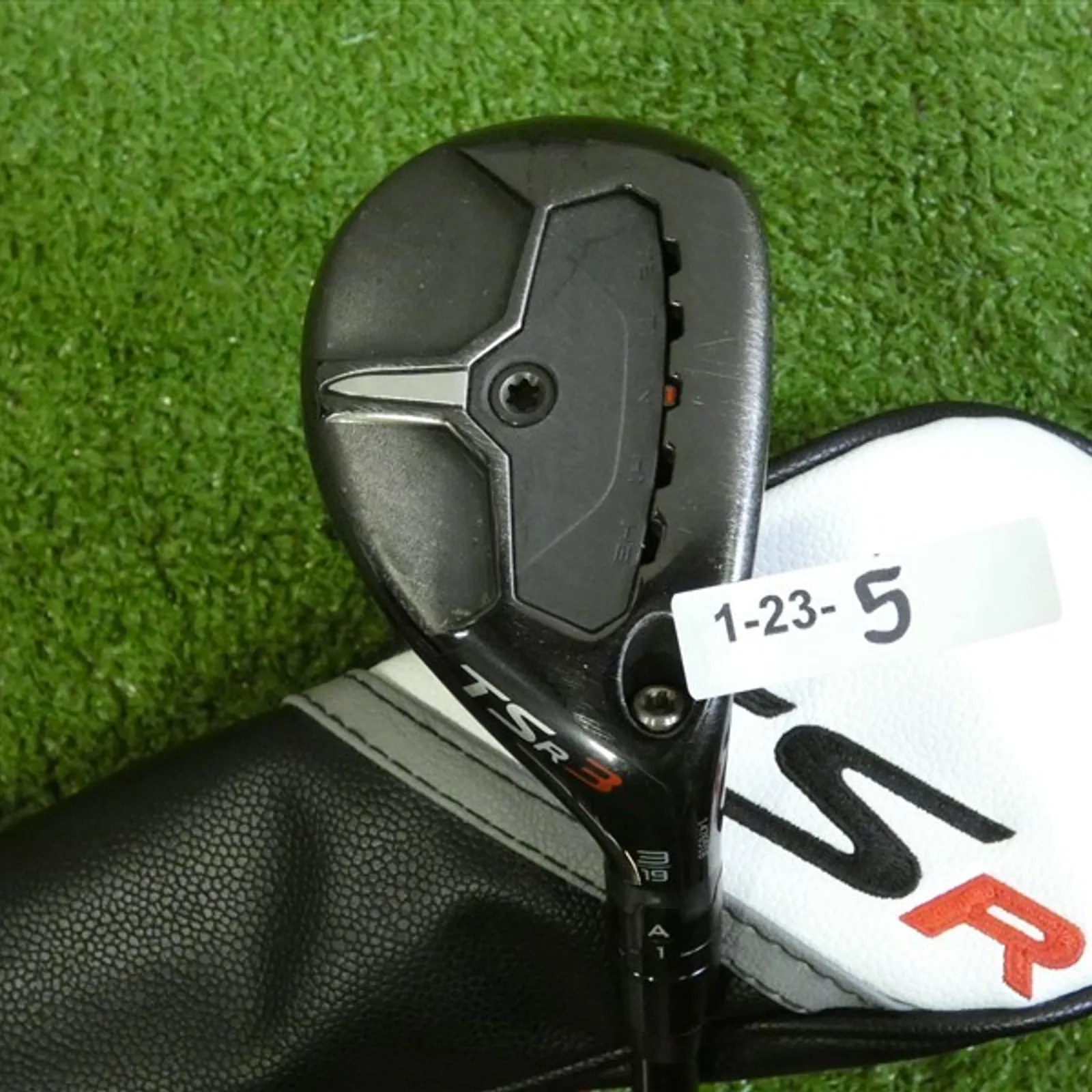 Titleist TSR3 19* 3 Hybrid HZRDUS Black 4G 80g 6.0 Stiff Graphite