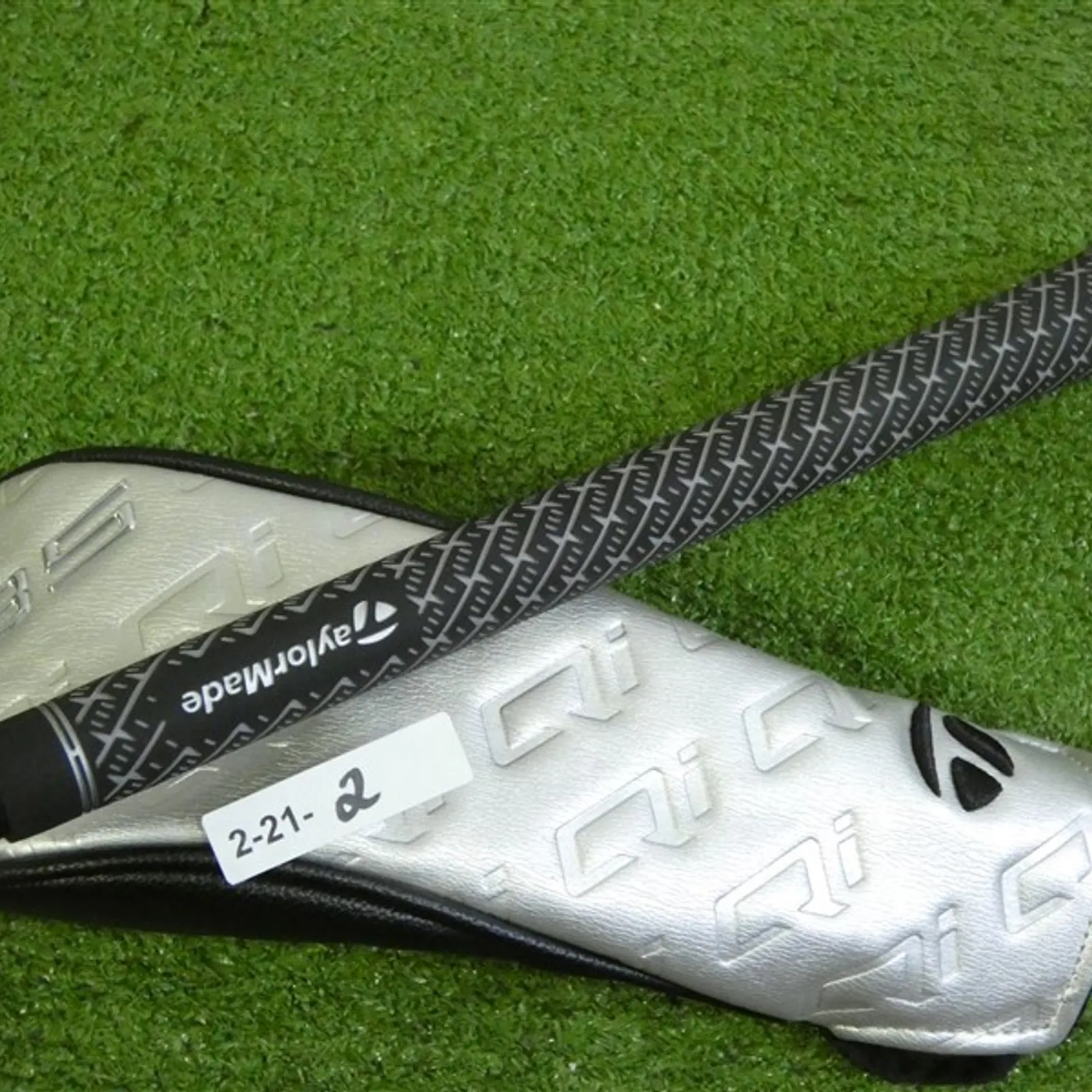 Hybride De Golf TaylorMade QI35 Max 23° – Droitier, Neuf Sous Emballage