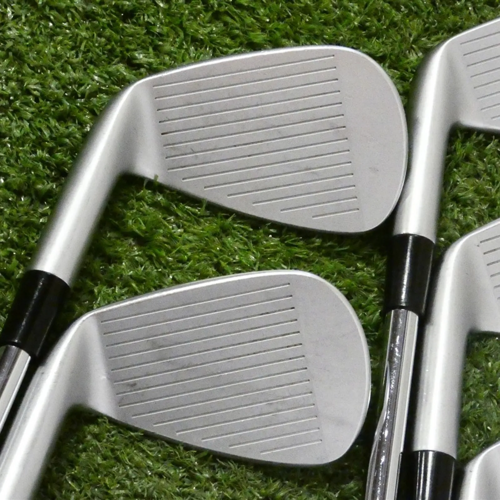 TaylorMade 2023 P7MB Forged Irons 4-P KBS Tour Stiff Steel Excellent