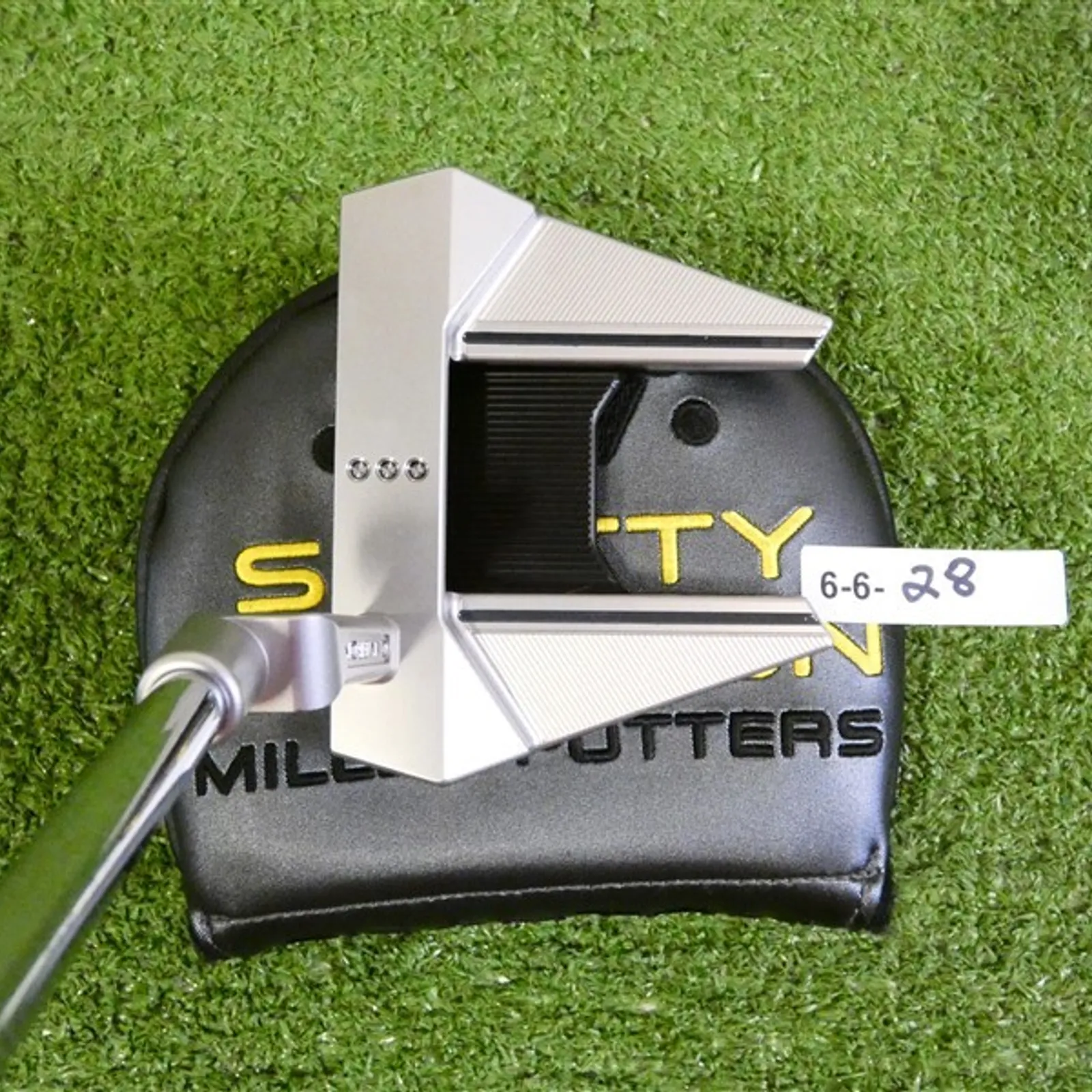 Titleist Scotty Cameron 2025 Phantom 7.2 35