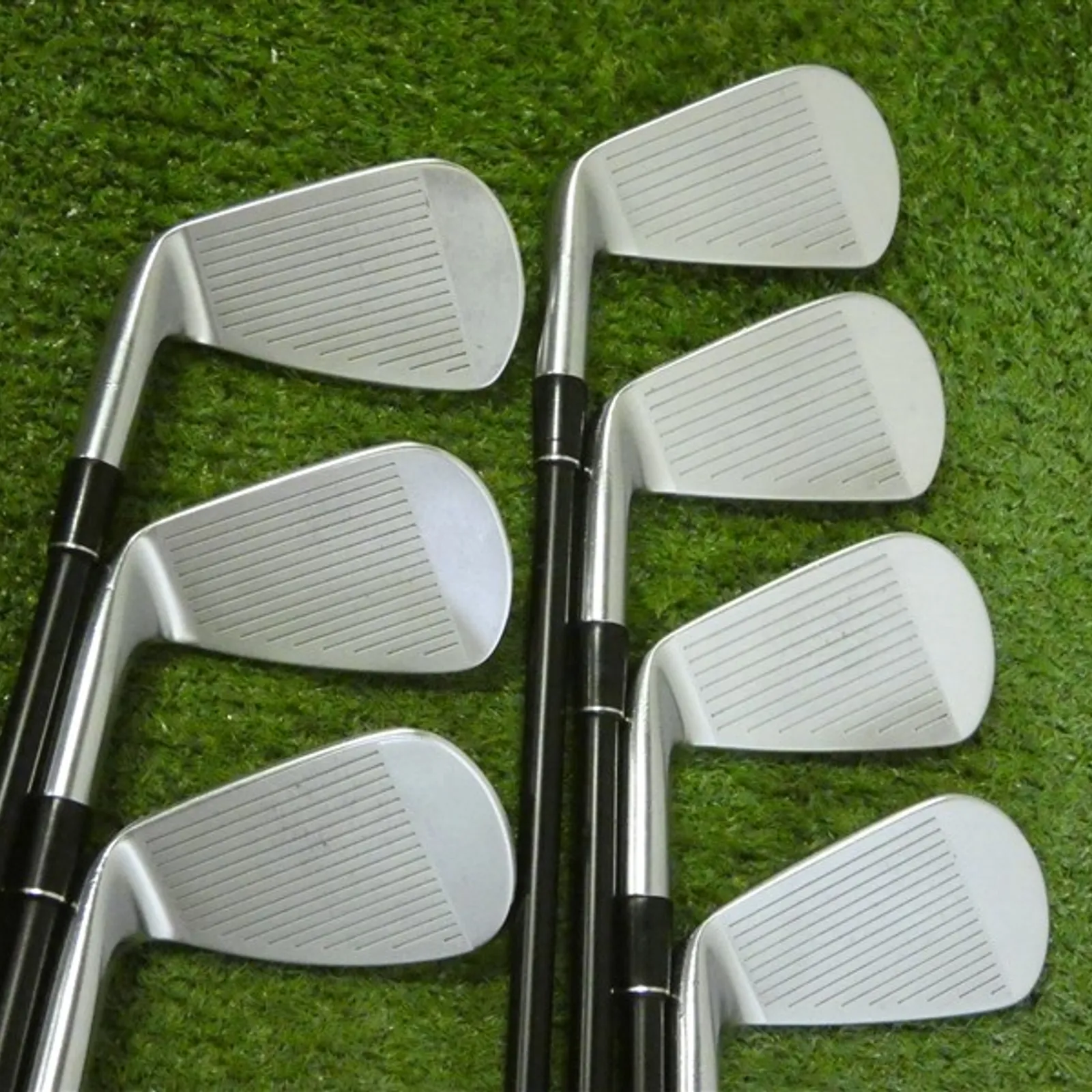 ぴ Srixon ZXi5 Forged Irons 5-P & A KBS Max 65 Regular Graphite