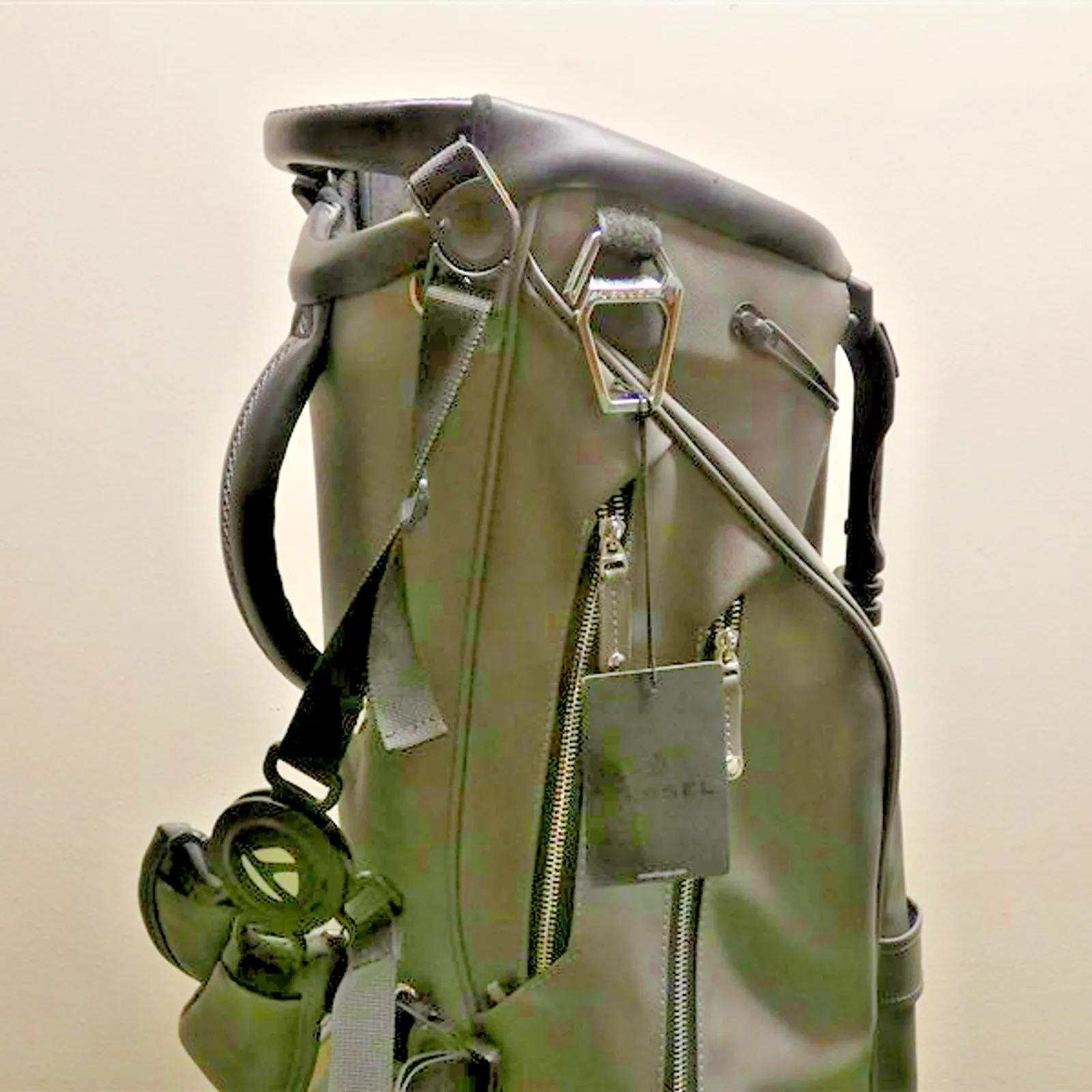 TaylorMade Vessel Lite Lux 4-Way Carry Stand Golf Bag Grey New