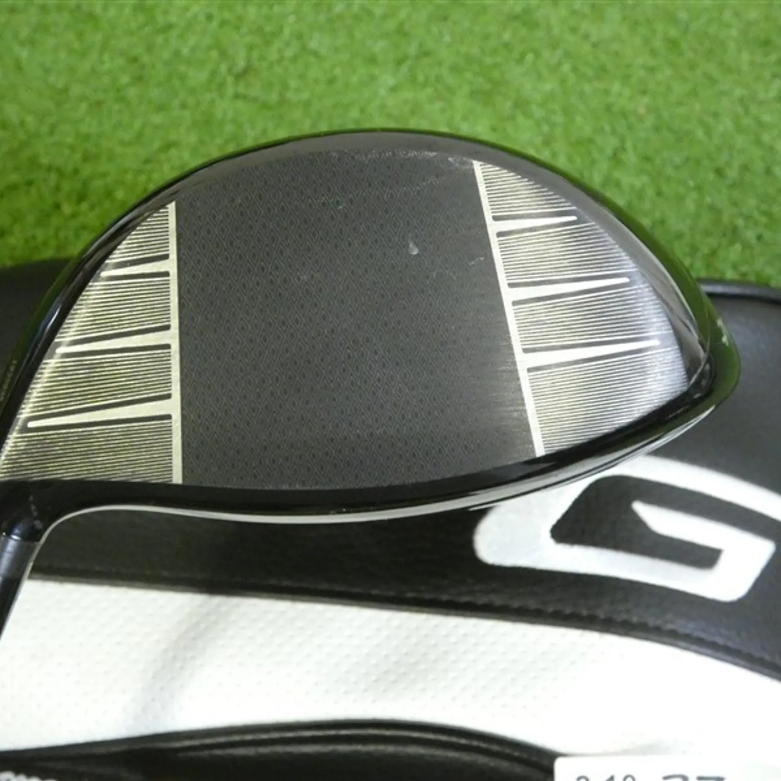 Titleist GT2 10.0* Driver HZRDUS Black 5G 60g 6.0 Stiff Graphite w