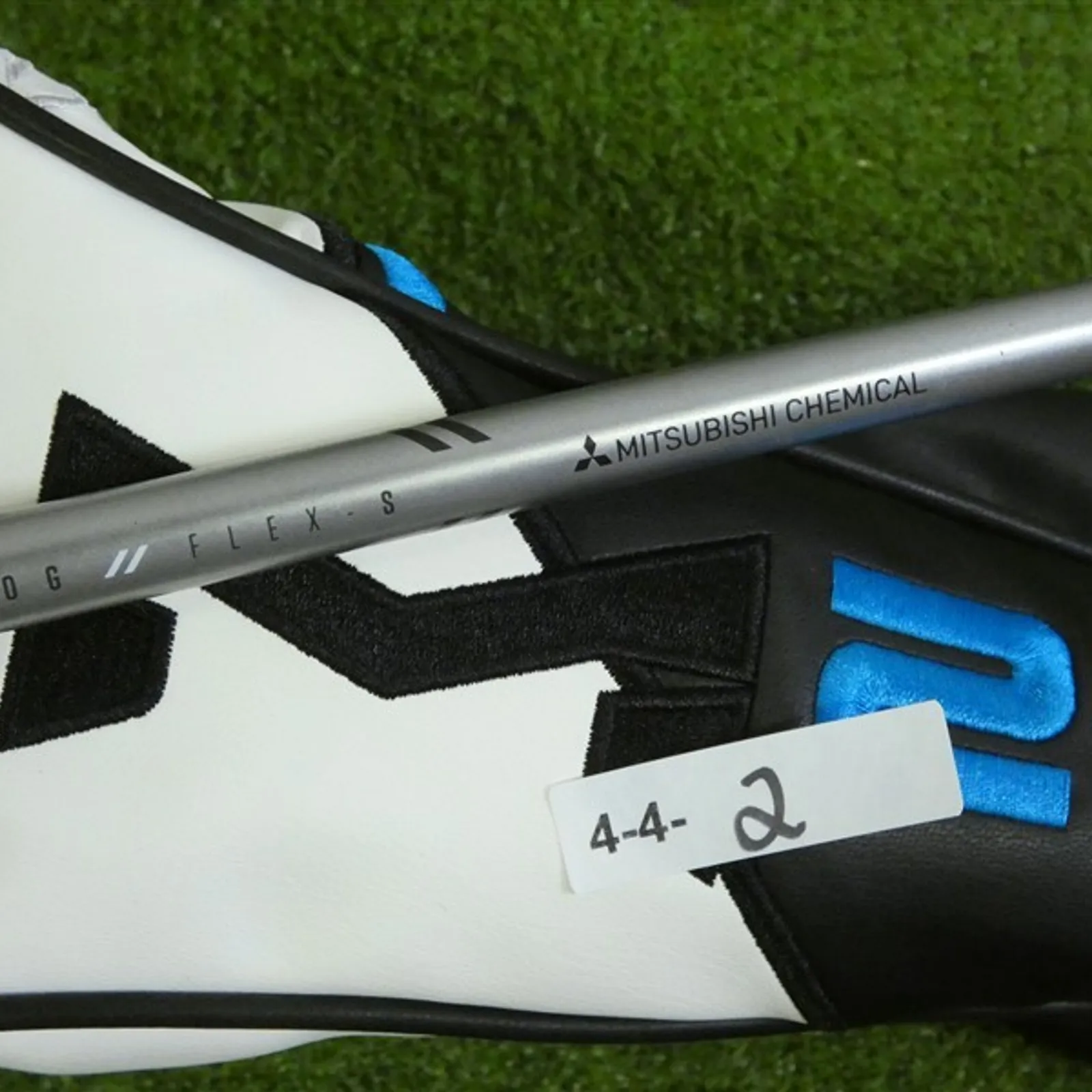 TaylorMade SIM2 Max 9.0* Driver Kuro Kage 5th Gen 60g Stiff