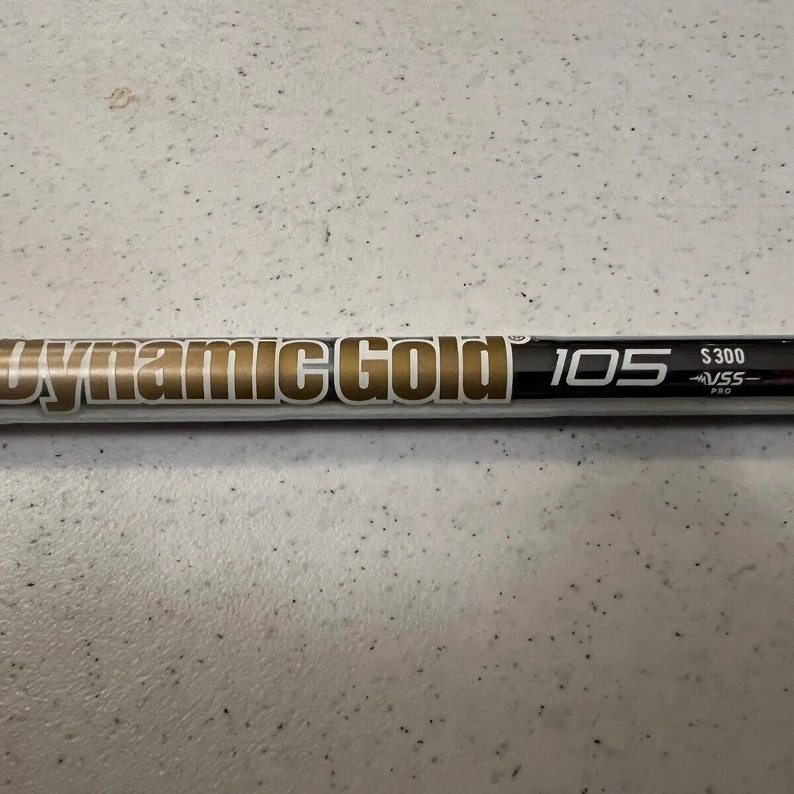 Dynamic Gold DG 105 VSS S300 35 5/8”S Stiff Flex Used Shaft .355 Tip 050444