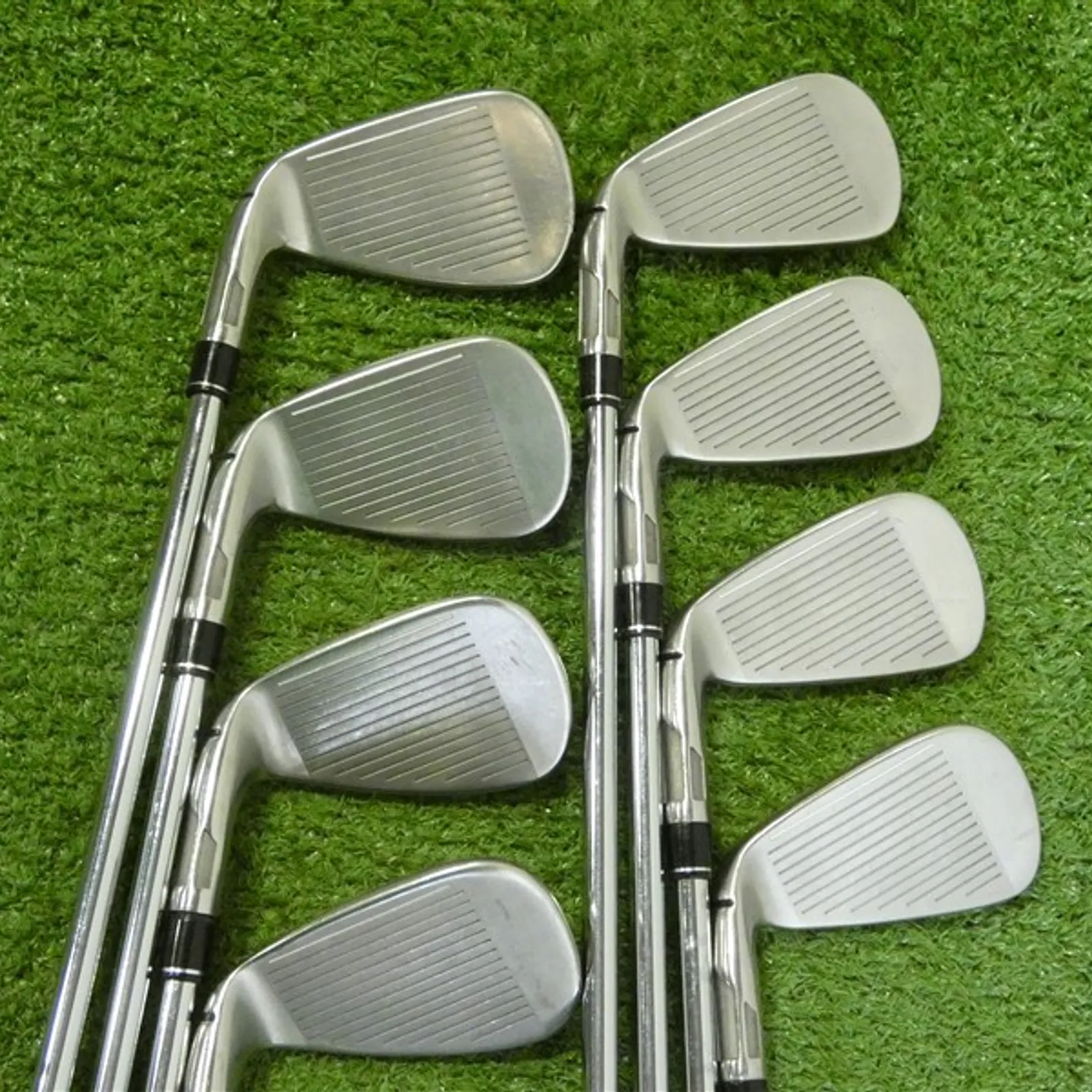 TaylorMade Stealth Irons 4-P & A KBS Max MT 85 Stiff Steel