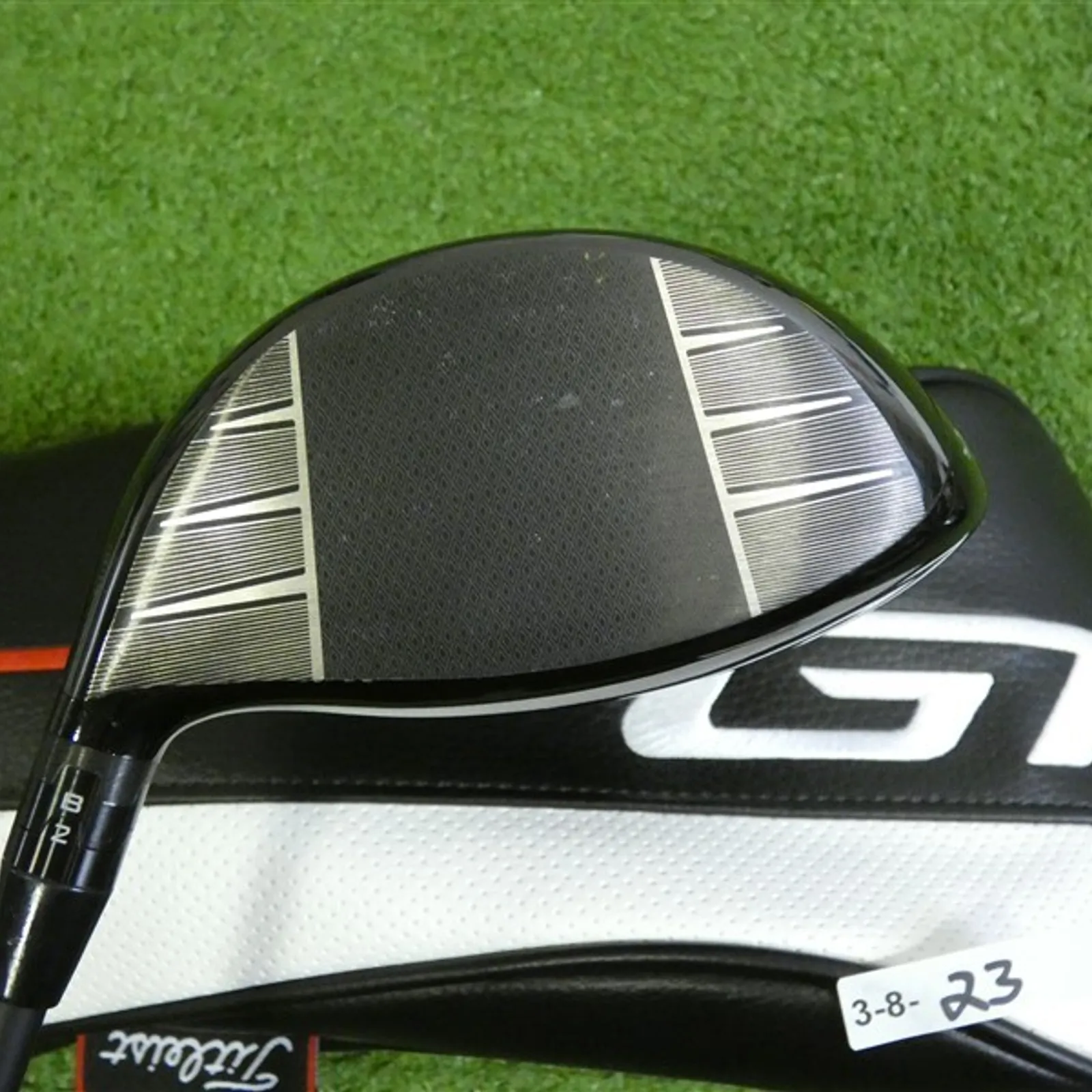 Titleist GT2 9.0* Driver HZRDUS Black 5G 60g 6.0 Stiff Graphite w