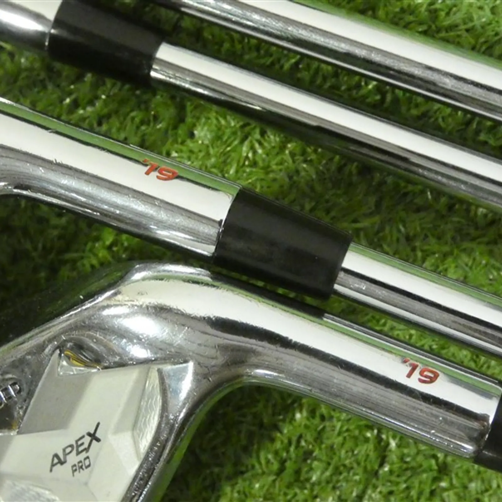 Callaway Apex Pro 19 Forged Irons 4-P NS Pro Modus 3 Tour 120