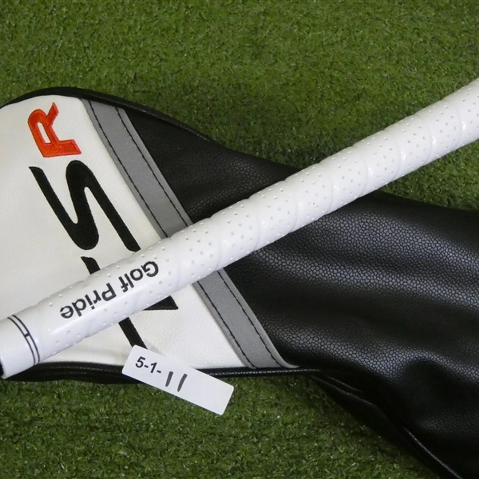Titleist TSR2 8.0* Driver HZRDUS Black 4G 60g 6.0 Stiff Graphite w