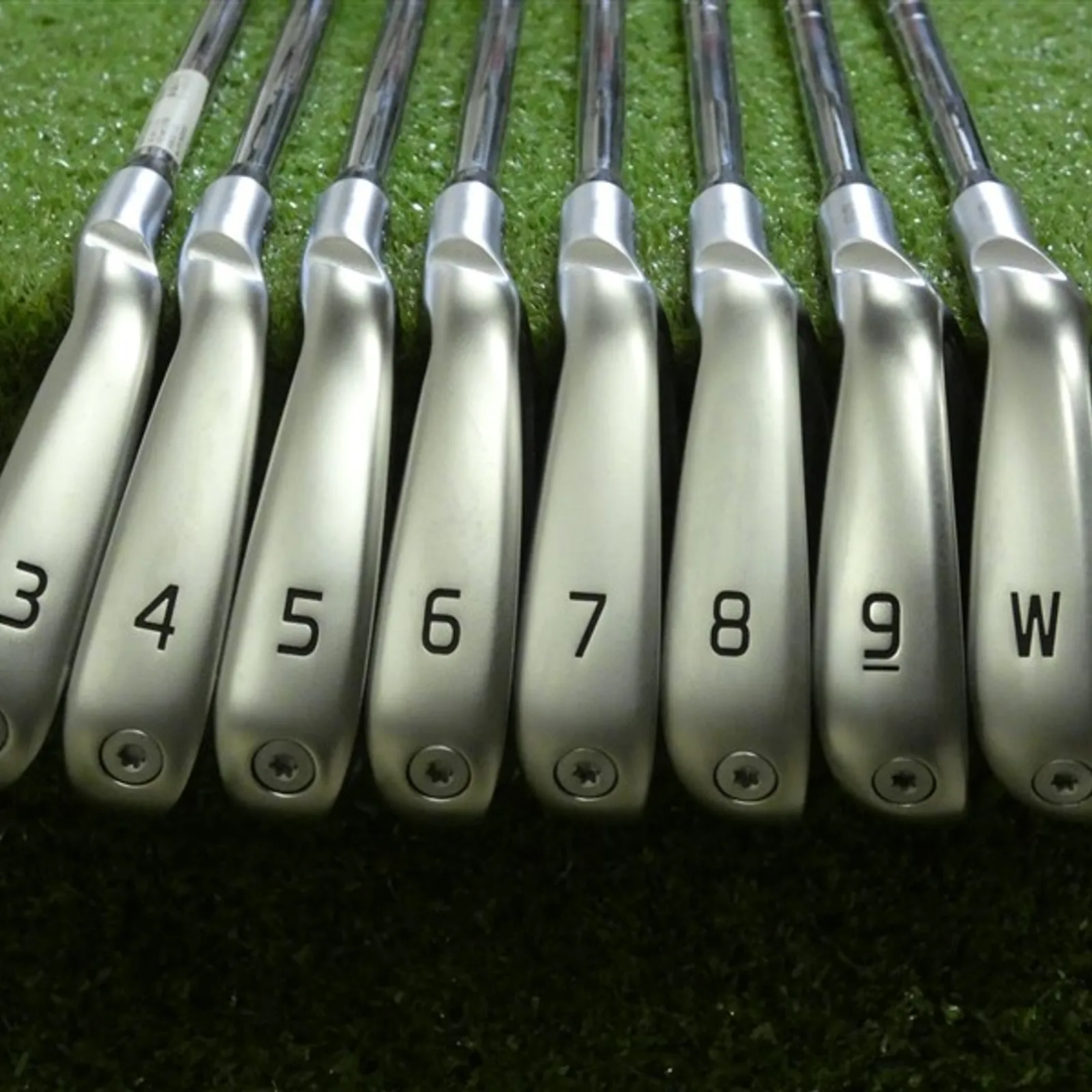 PING i230 Irons 3-W Dynamic Gold 105 S300 Stiff Steel Black Dot New