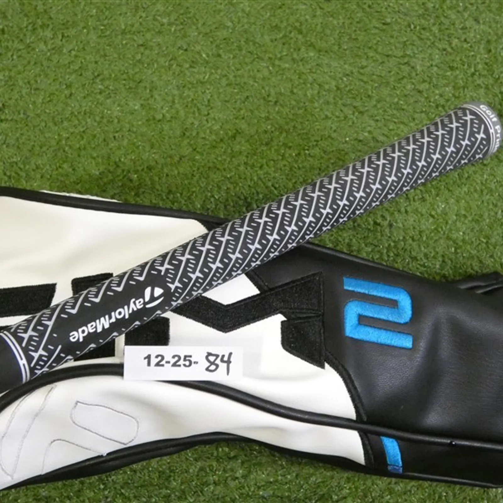 TaylorMade SIM2 Max D 12.0* Driver HZRDUS Smoke RDX 70g 6.0 Stiff